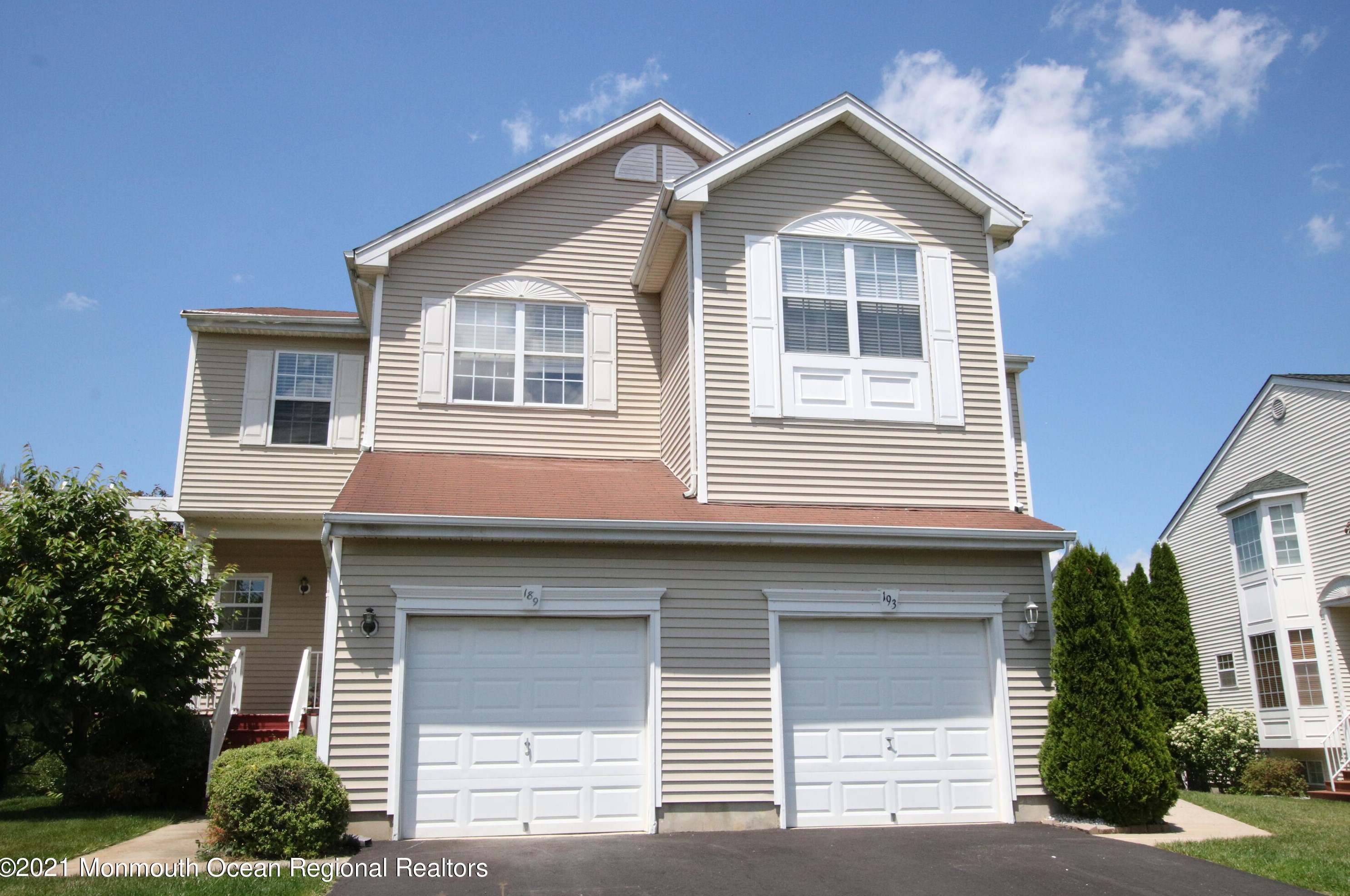 189 Cheyenne St, Tinton Falls, NJ 07712