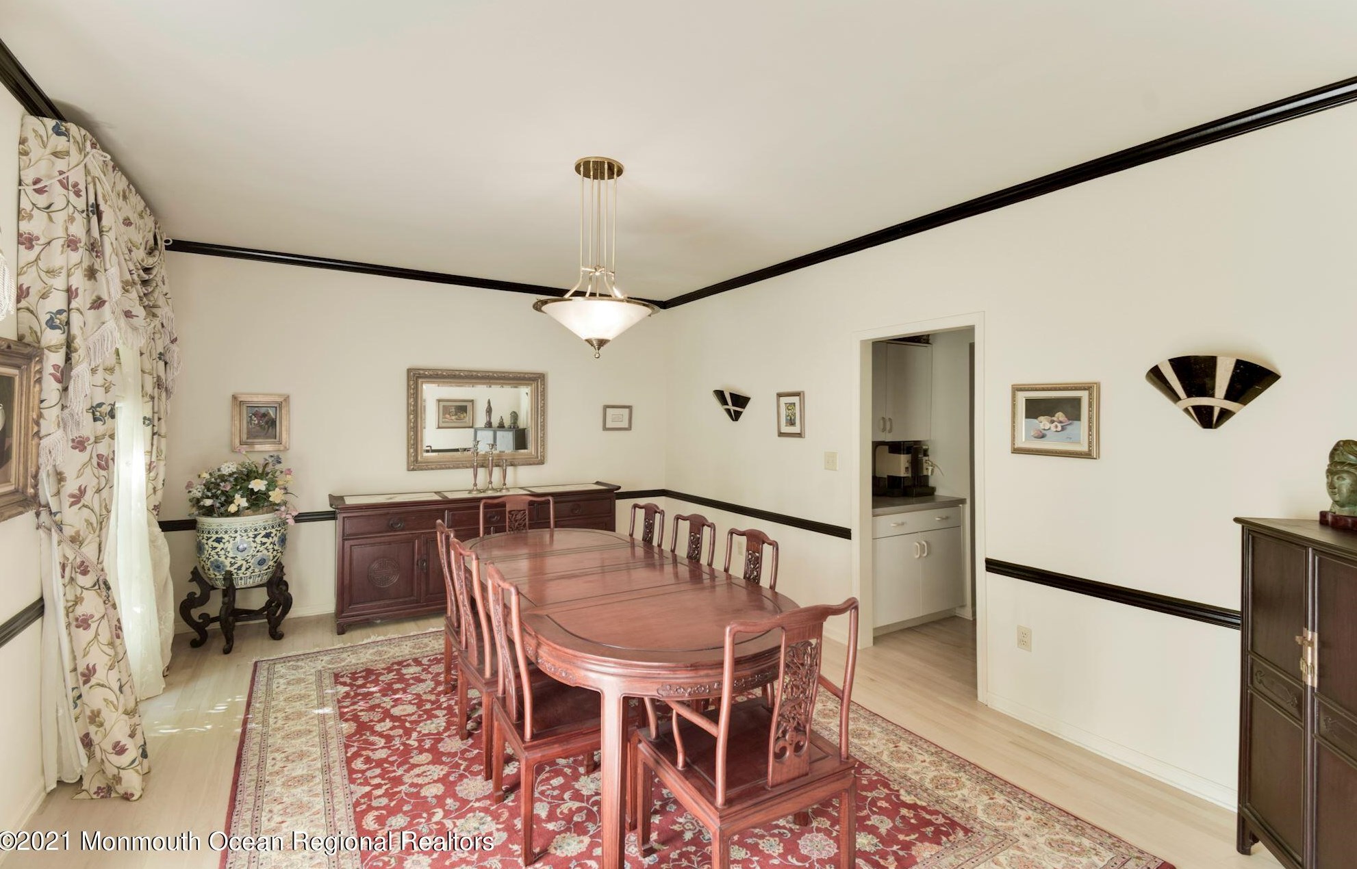 220 Sheffield Dr, East Freehold, NJ 07728