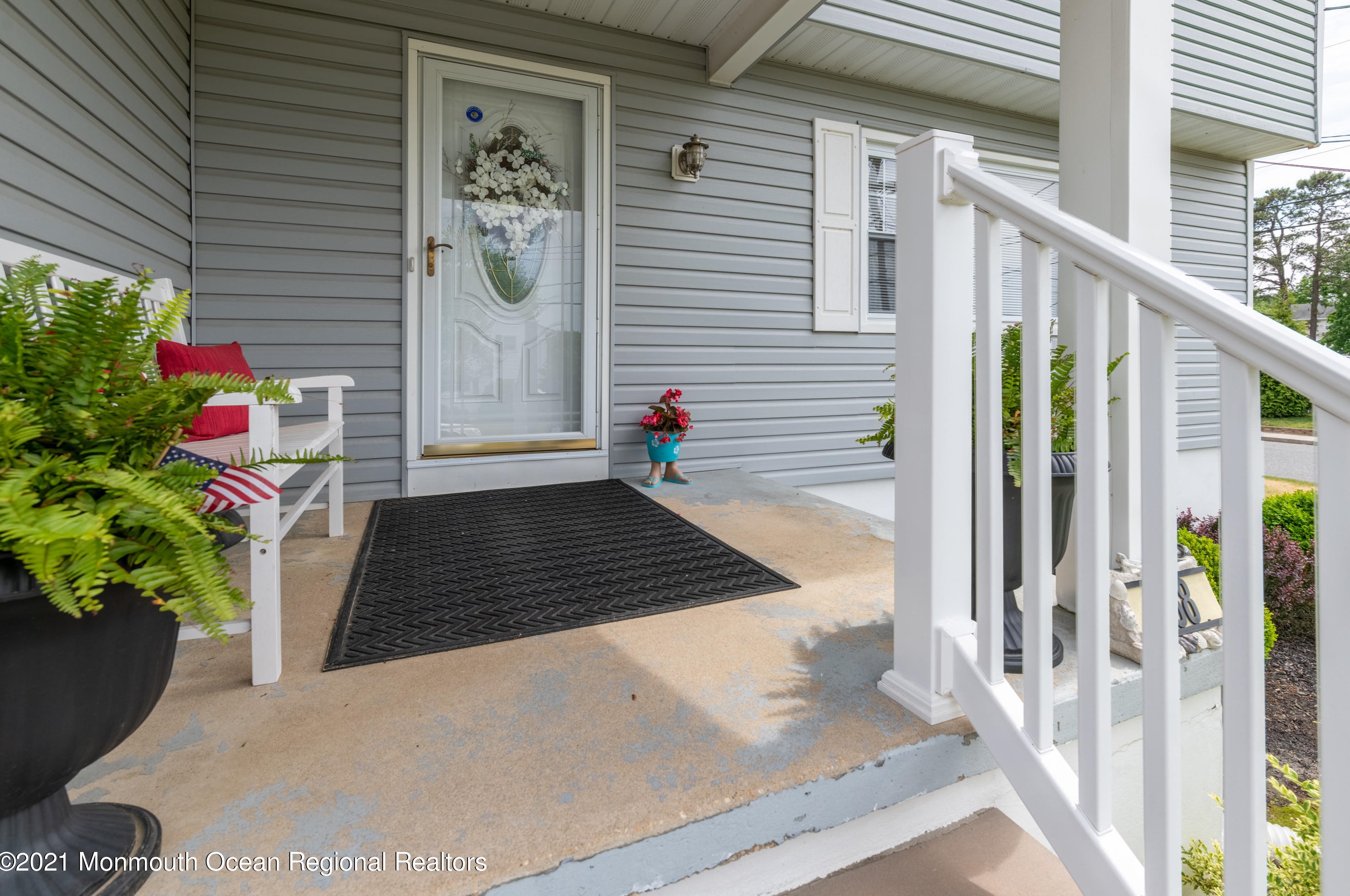 158 Taft Dr, Bricktown, NJ 08724