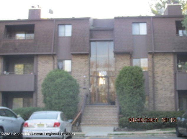 1023 Wood Mill Dr, East Windsor, NJ 08512