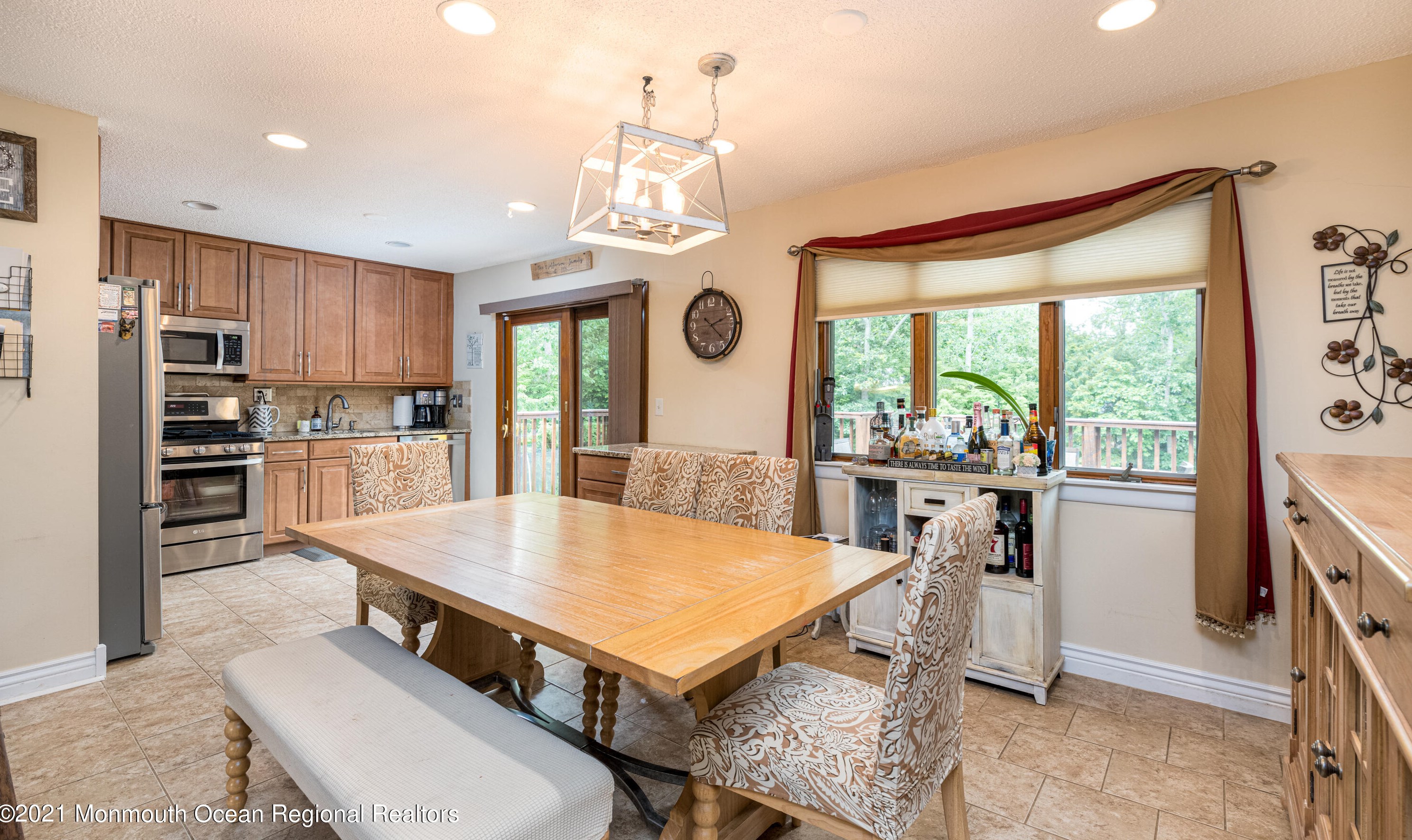 19 Liverpool Ct, Jackson Twp, NJ 08527