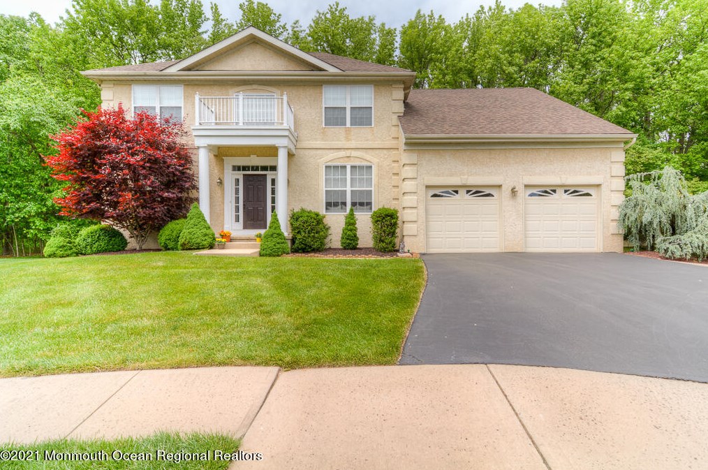 20 Dayna Ct, Wall Township, NJ 07731-8910