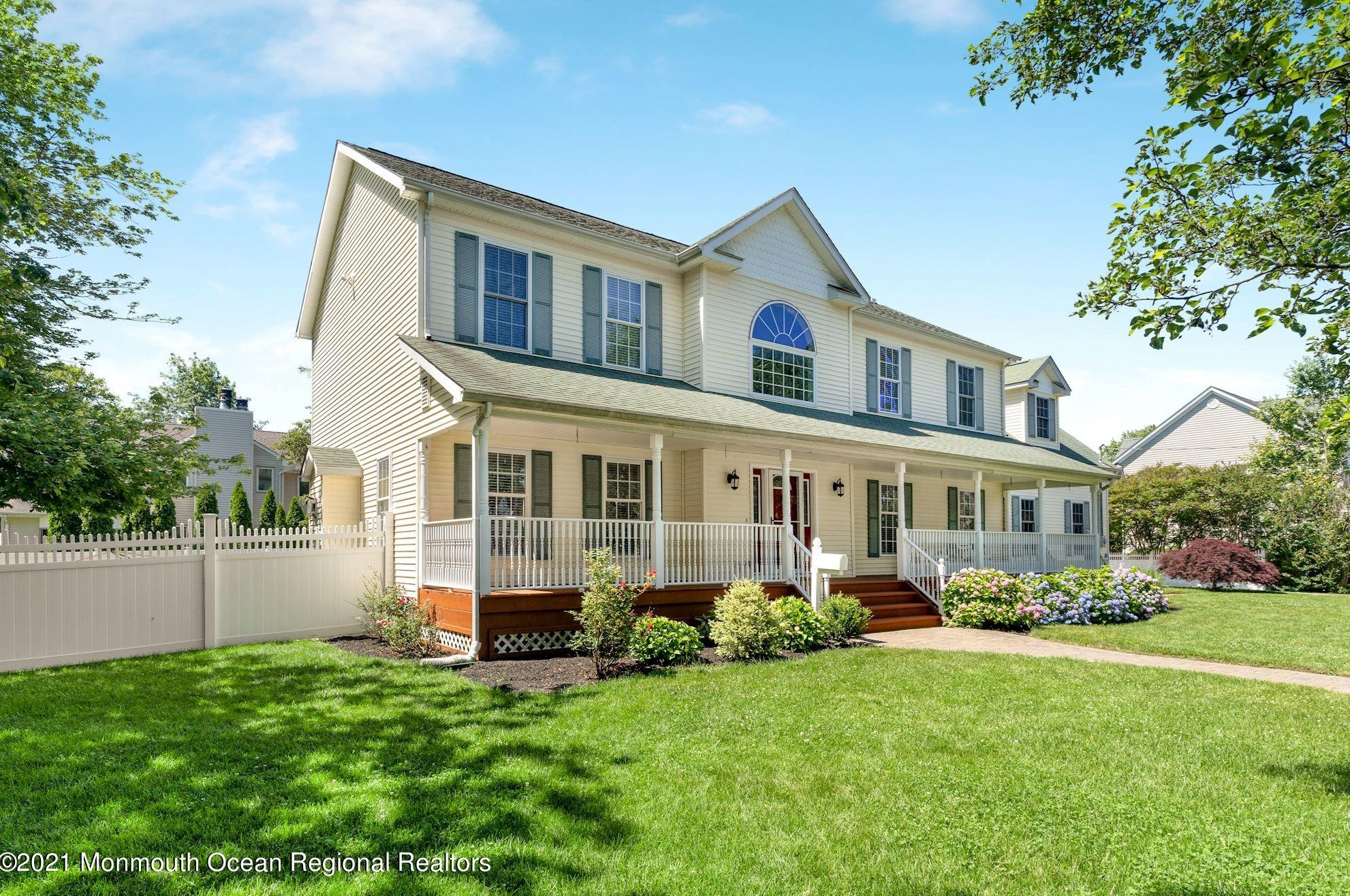 126 Sagamore Ave, Oceanport, NJ 07757-1658