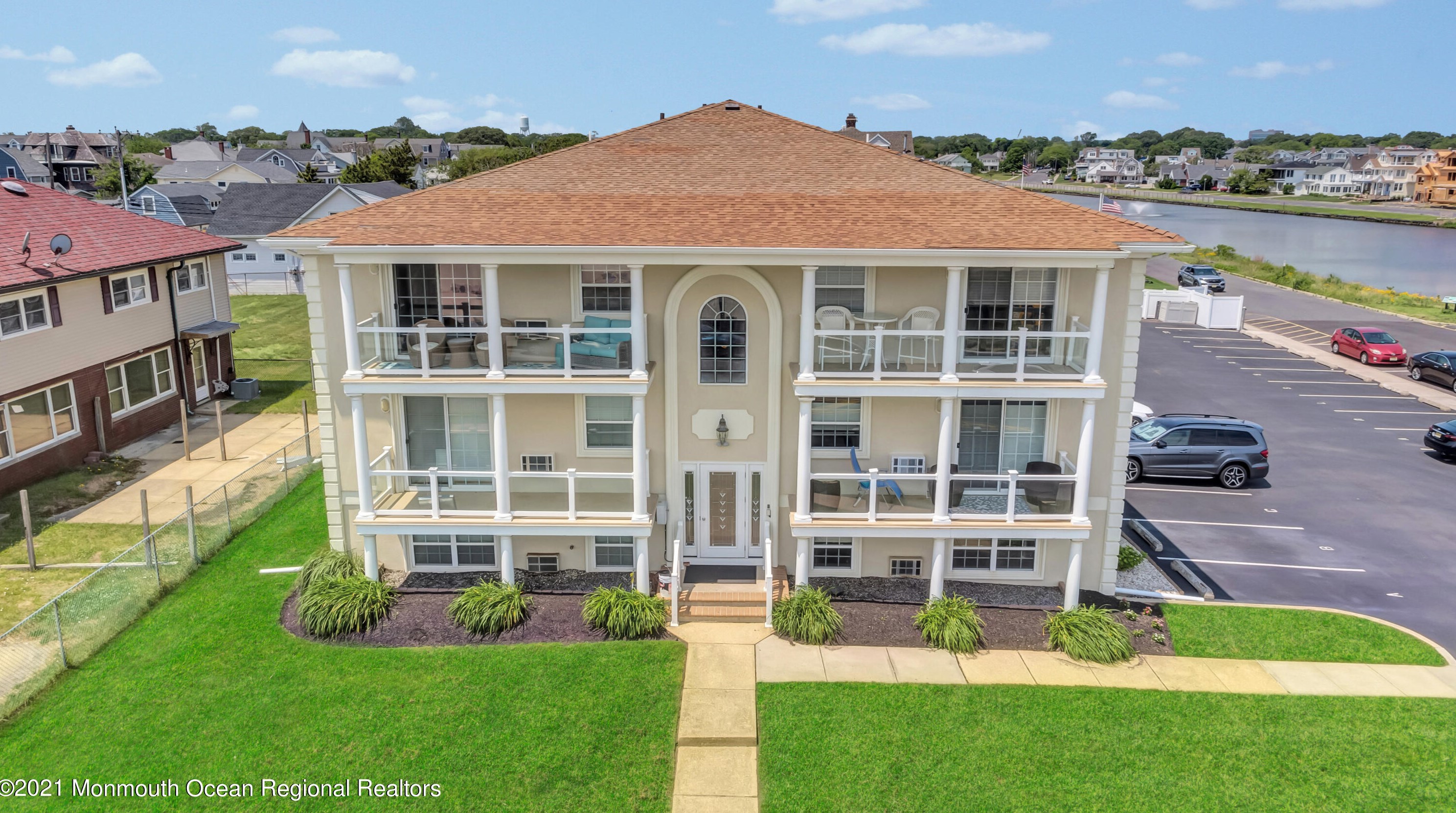 809 Ocean Ave #11, Avon, NJ 07717
