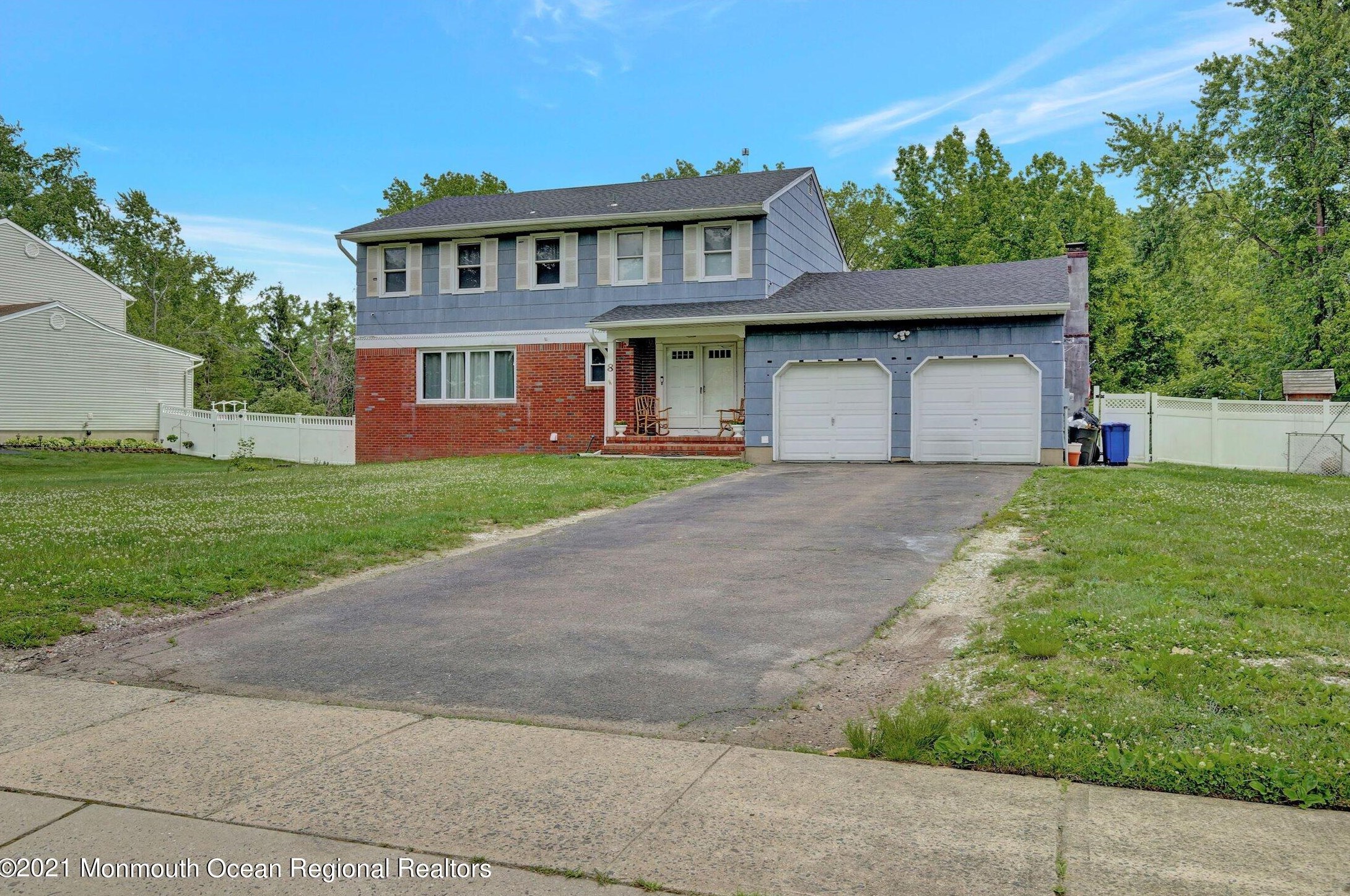 8 Sandybrook Rd, Millstone Township, NJ 07726-3137