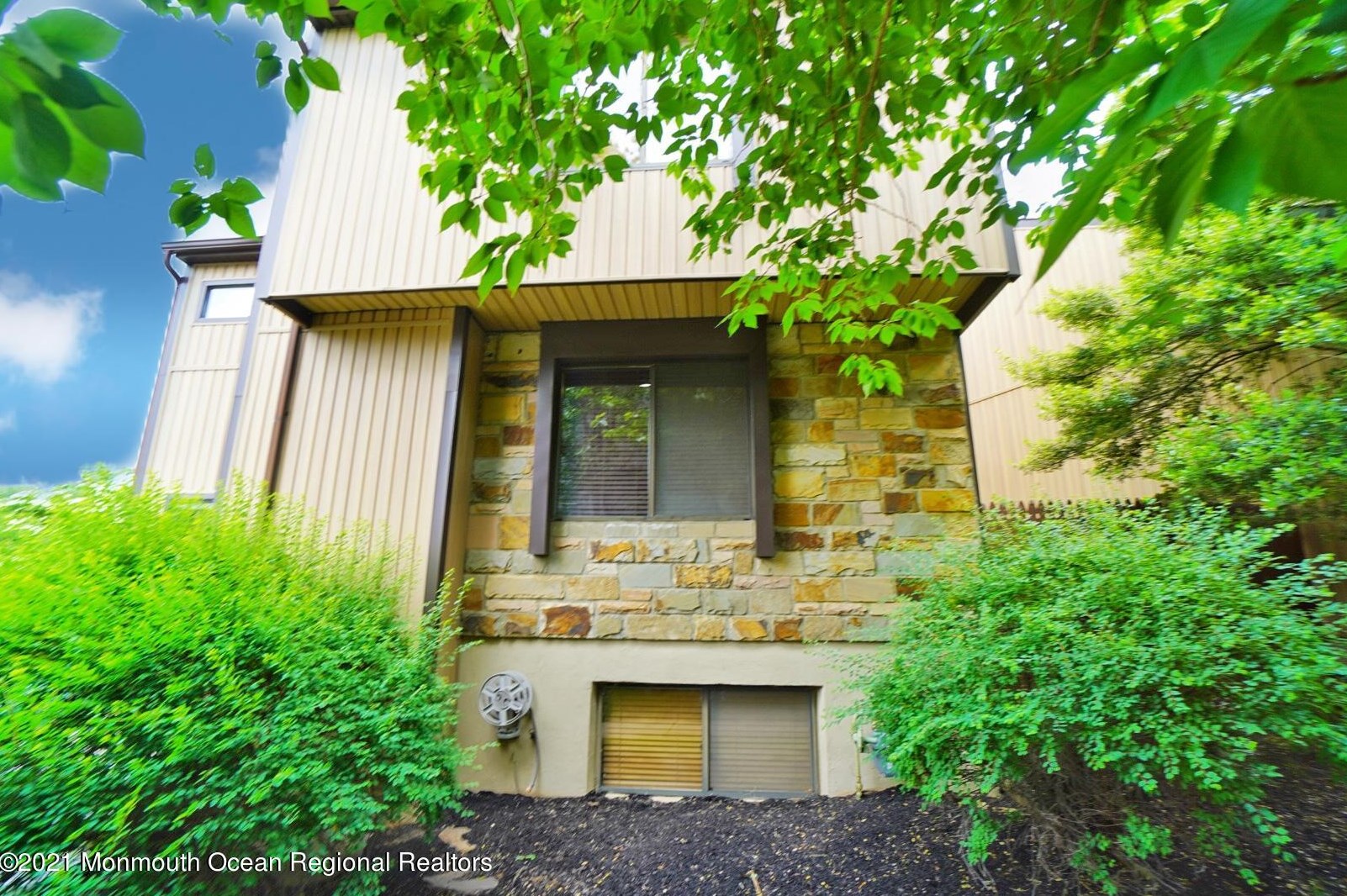 36 Emerald Ln, Old Bridge, NJ 08857