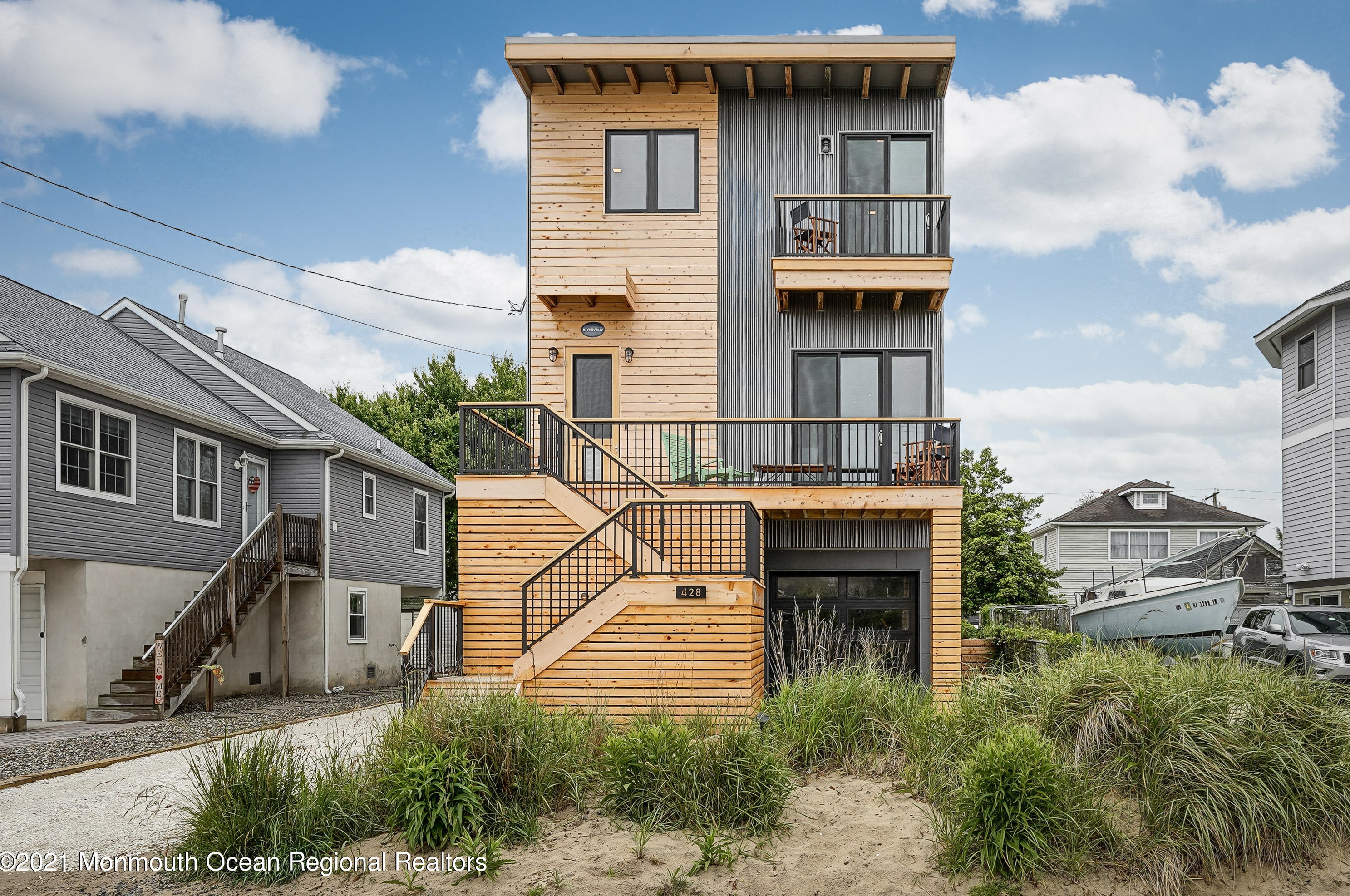 428 Longport Ave E, Ocean Gate, NJ 08740