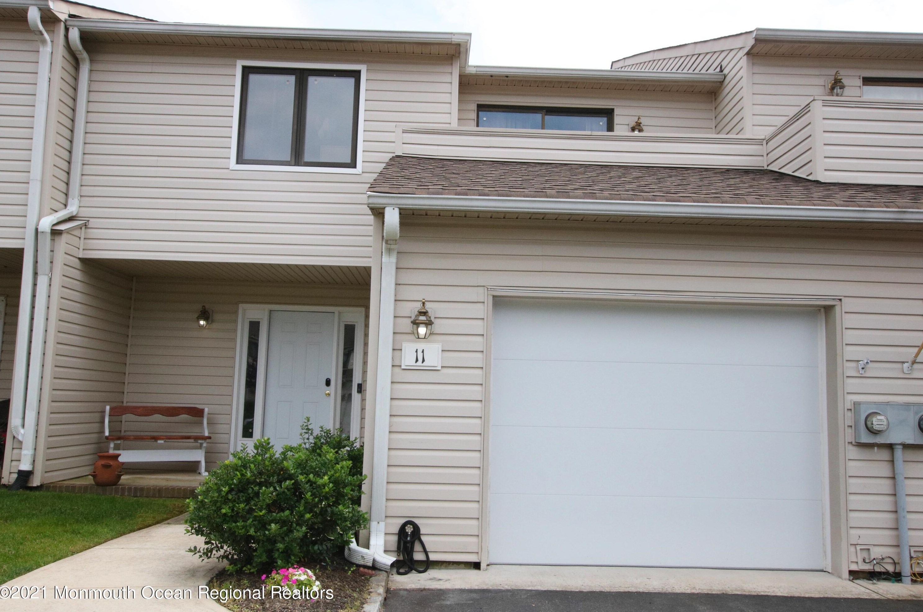 11 Park Meadow Ln, West Long Branch, NJ 07764