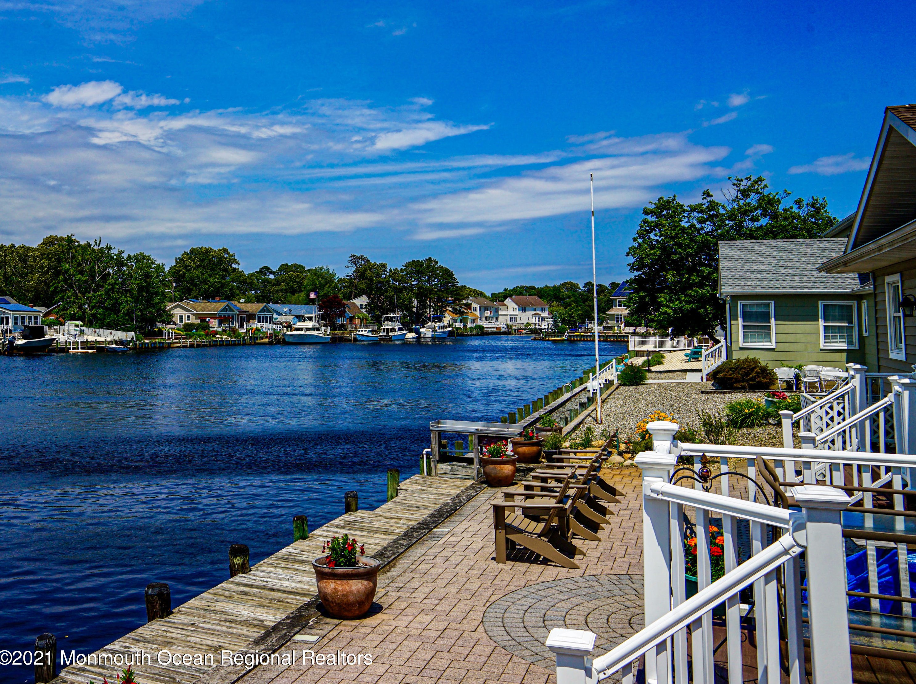 307 Richard Rd, Lacey, NJ 08731-5101