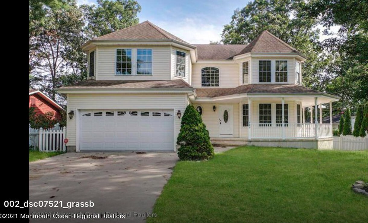 989 Buccaneer Ln, Cedar Bonnet Island, NJ 08050