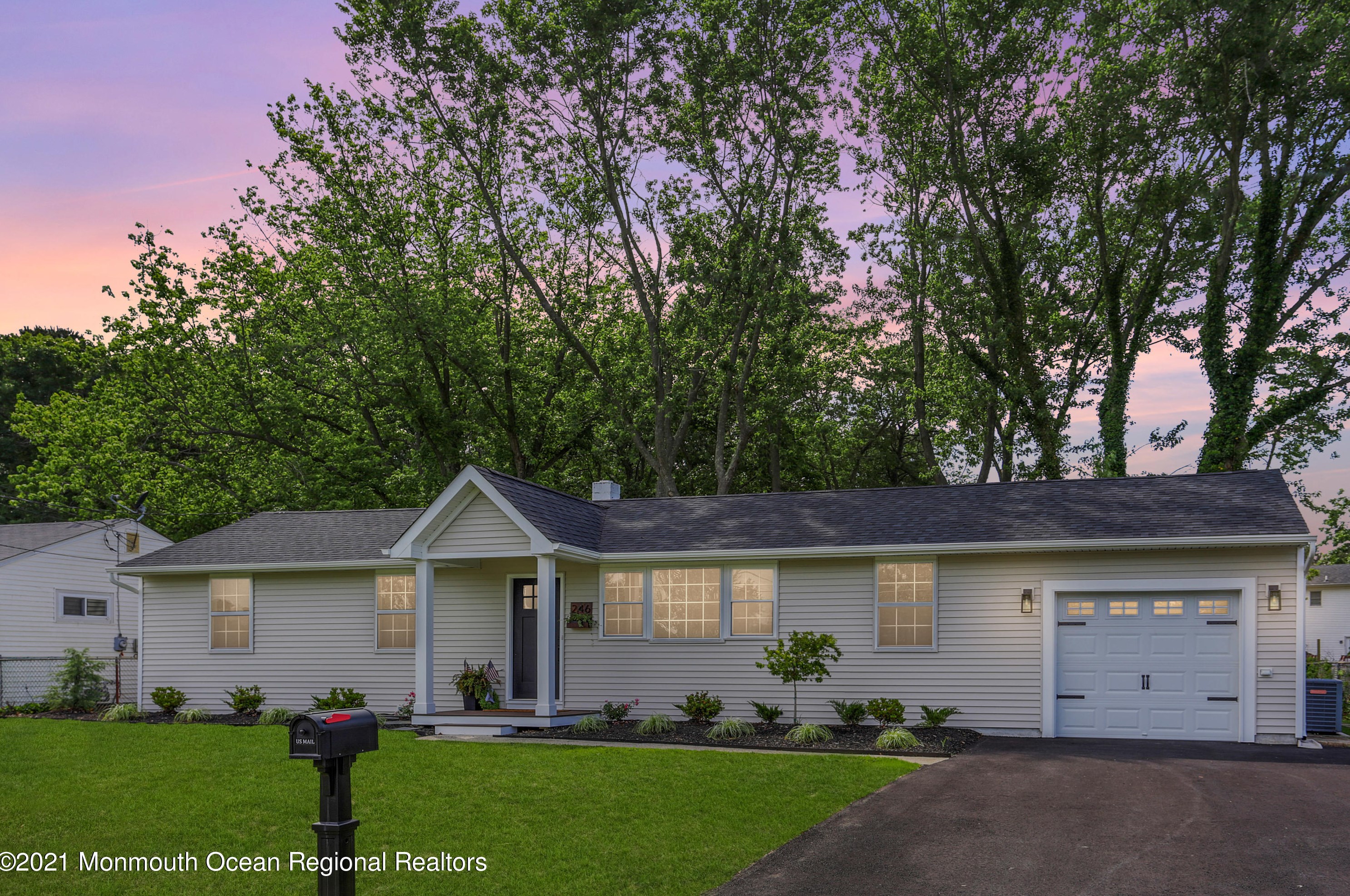 246 Sky Manor Blvd, Bricktown, NJ 08723