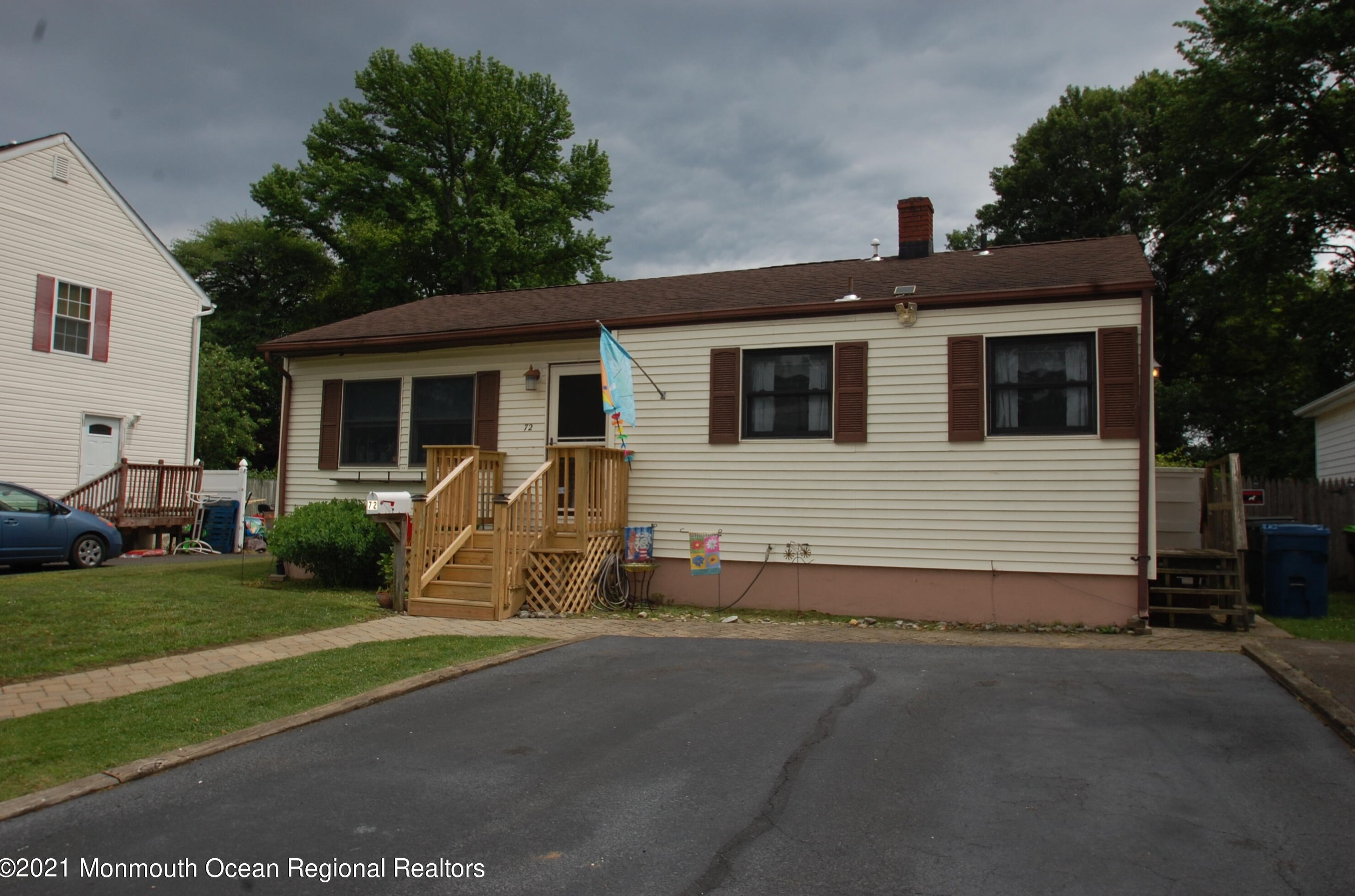 72 13th St, Ideal Beach, NJ 07734