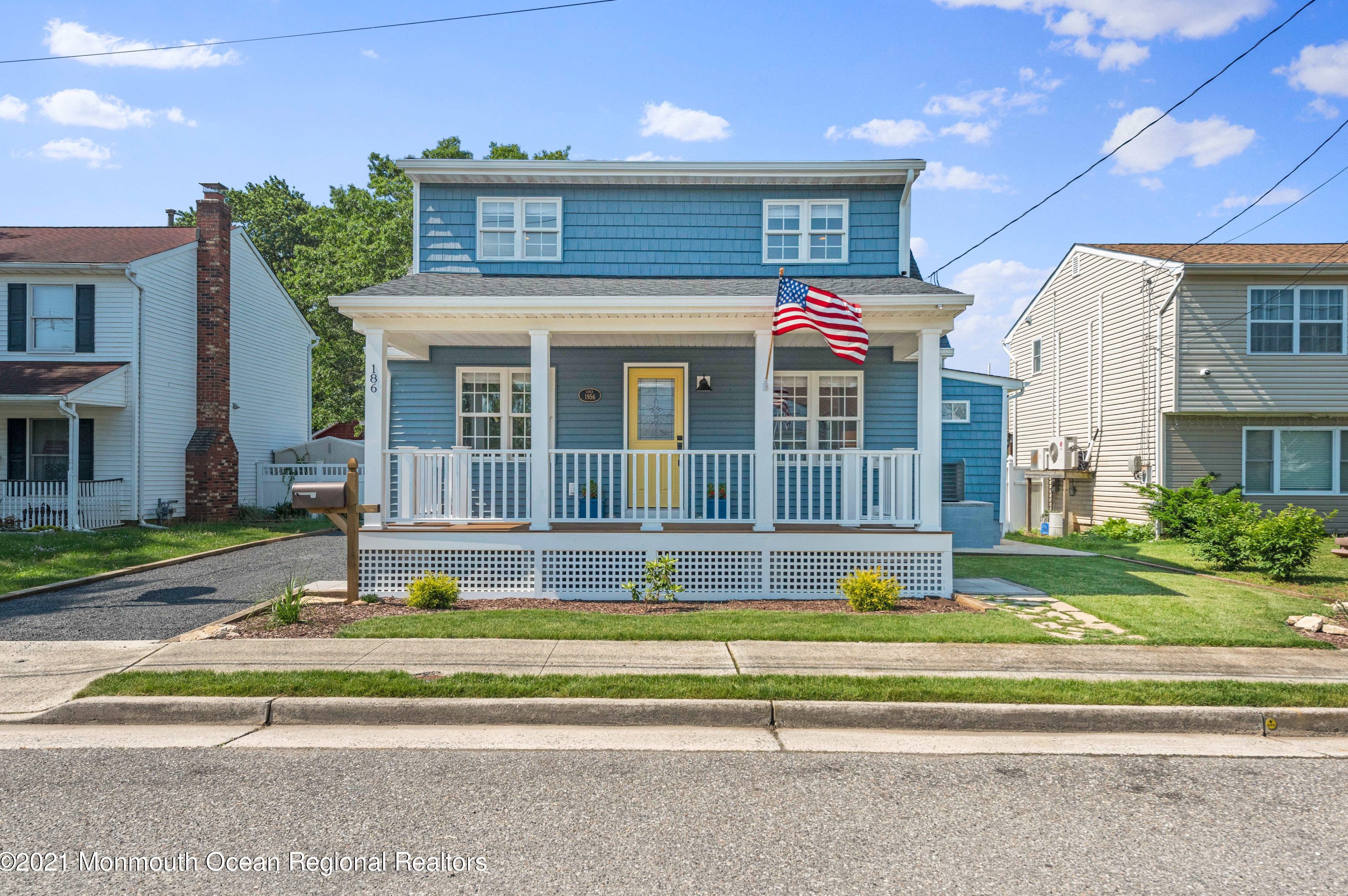 186 Seabreeze Ave, Middletown, NJ 07748