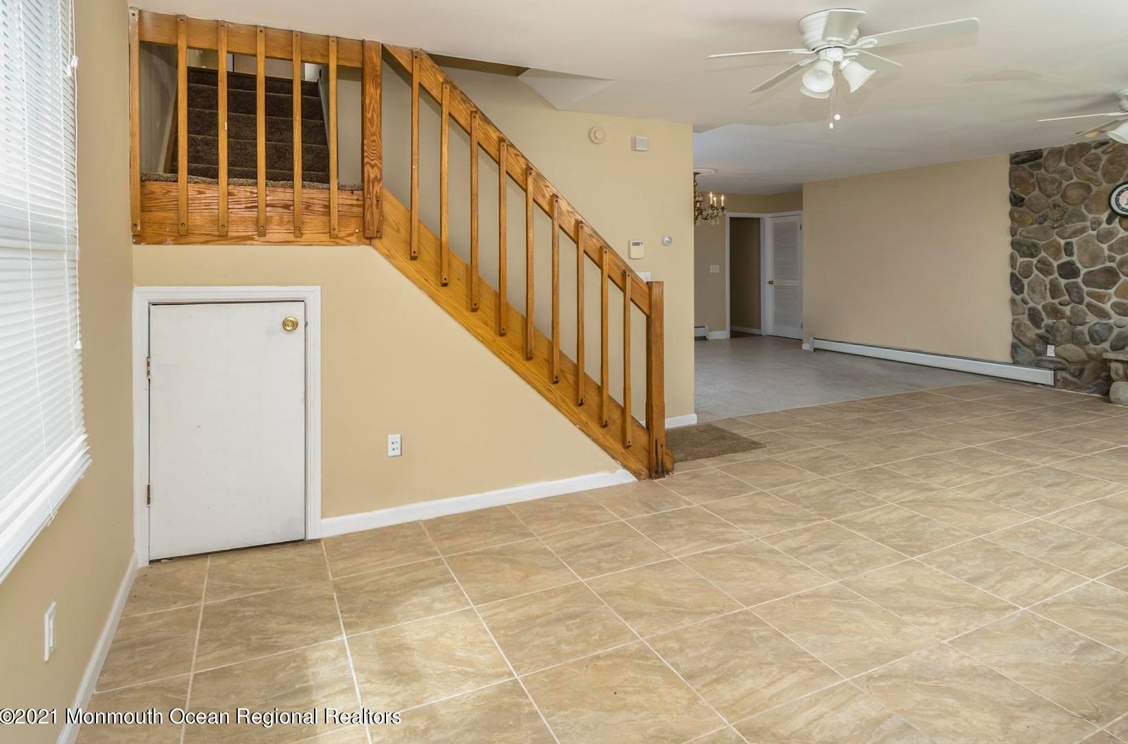 926 Center St, Keyport, NJ 07735