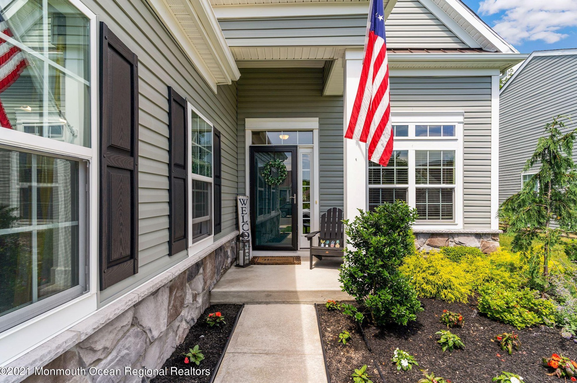 22 Chaucer Ln, Wall Township, NJ 07727-4343