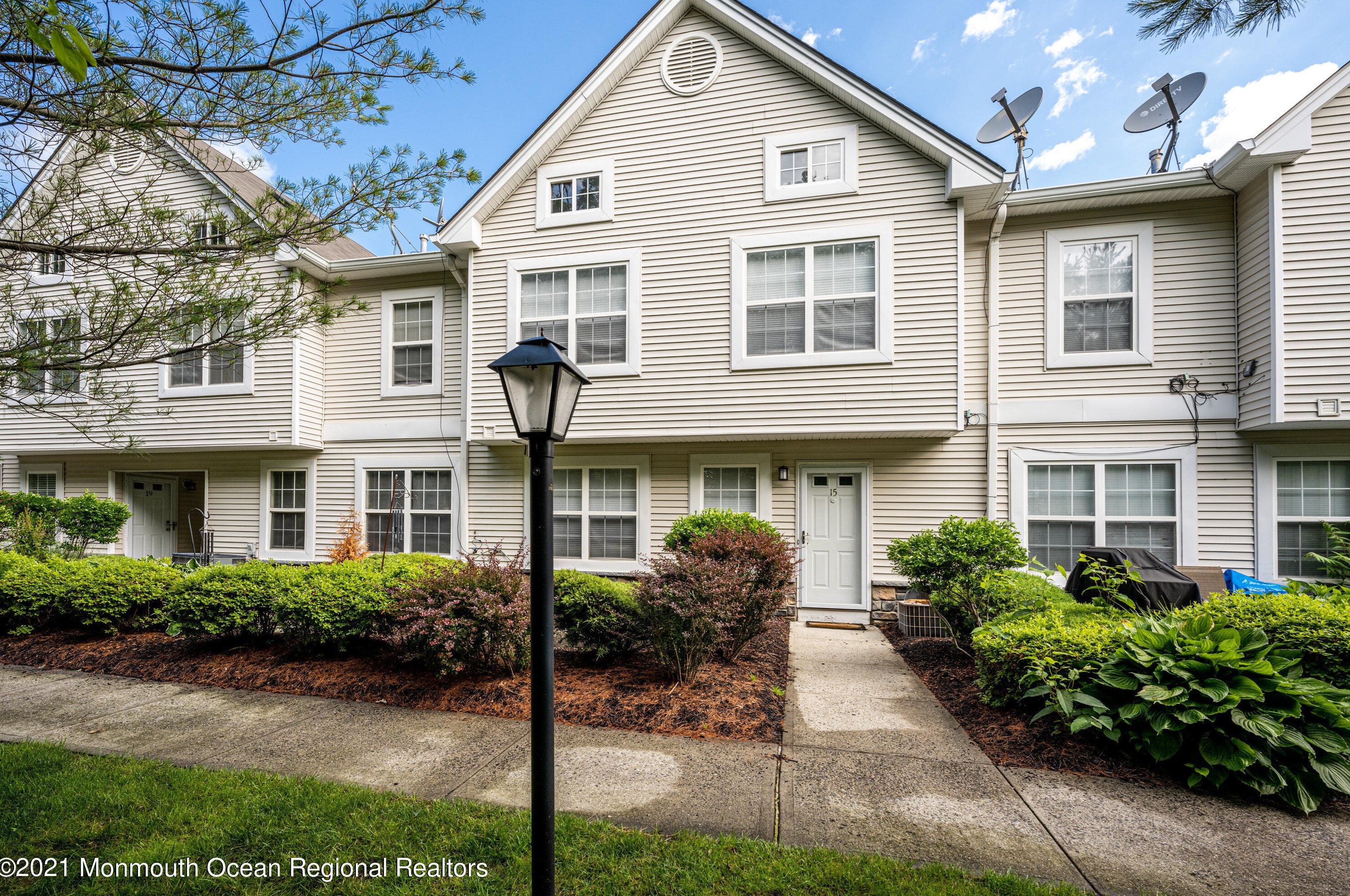 15 Forrest Ct, Wall Township, NJ 07753-7550