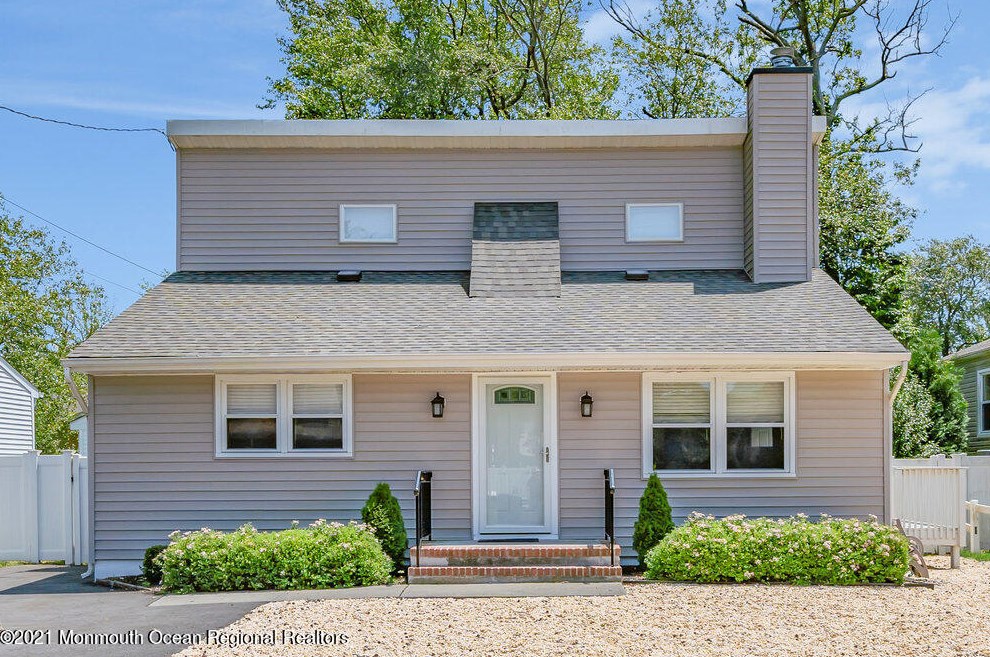 71 Pacific Ocean Dr, Bricktown, NJ 08723