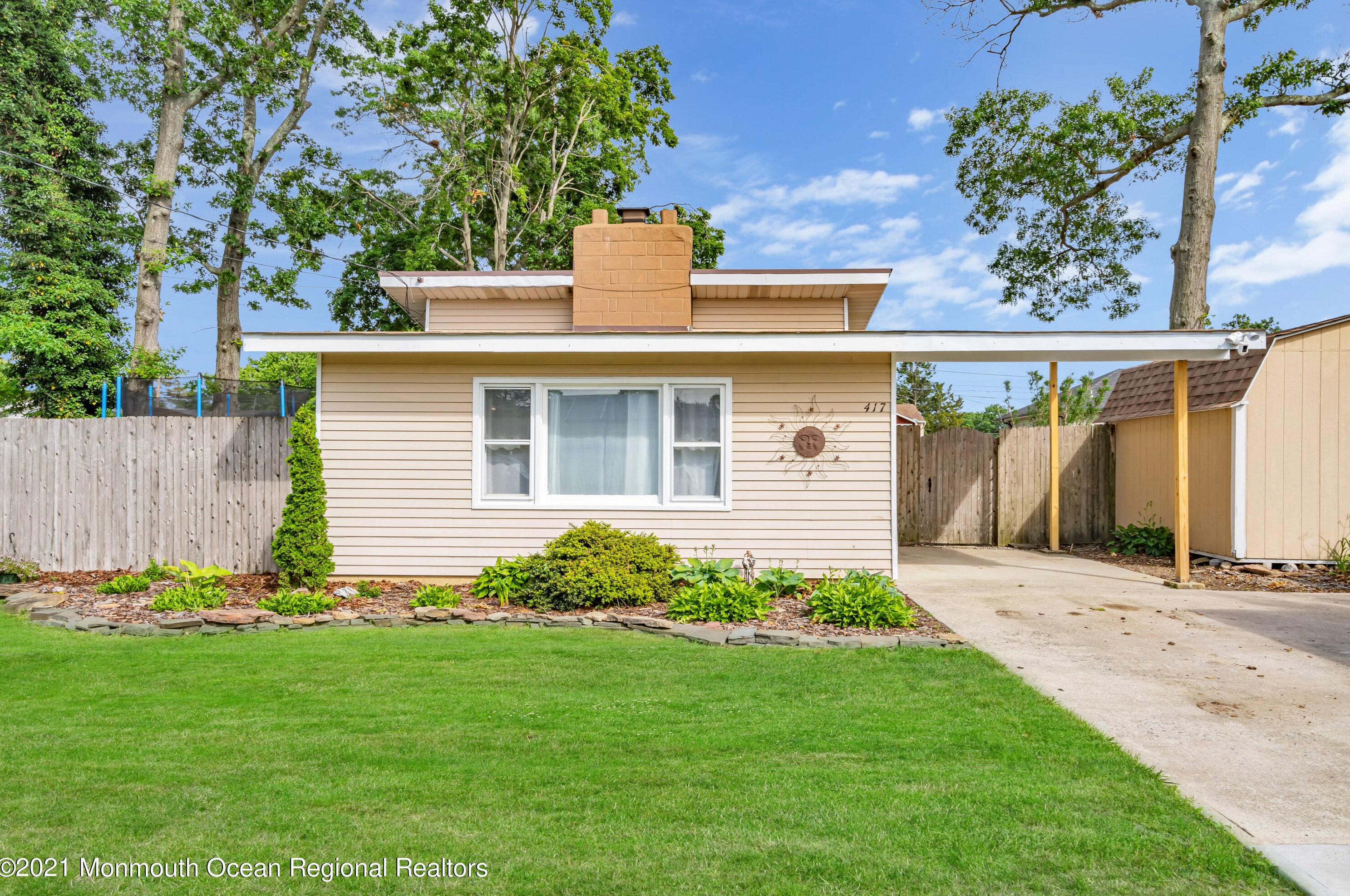 417 Ocean Ave, Beachwood, NJ 08722