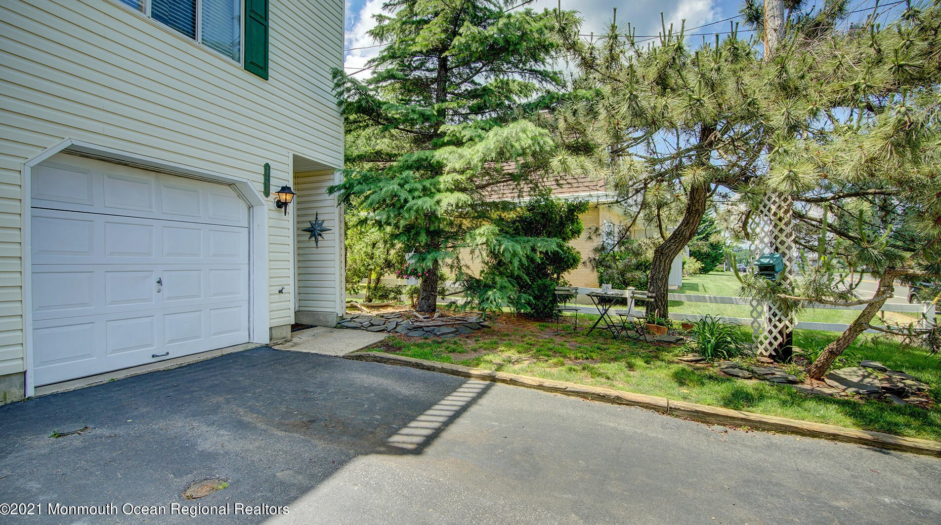 319 Shore Dr #b, Monmouth Hills, NJ 07732