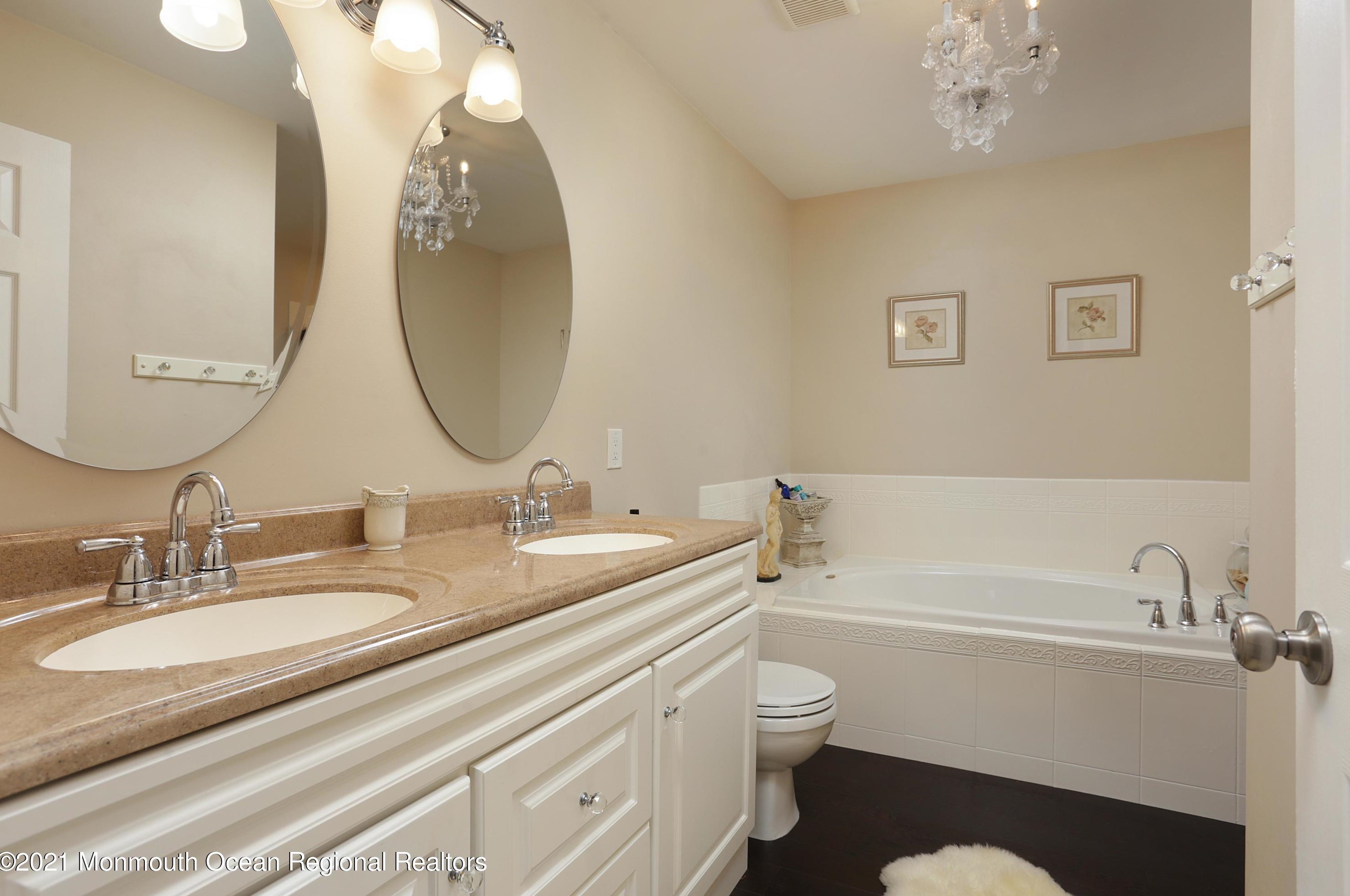 45 Hawthorne Dr, Wall Township NJ  07753-7585 exterior