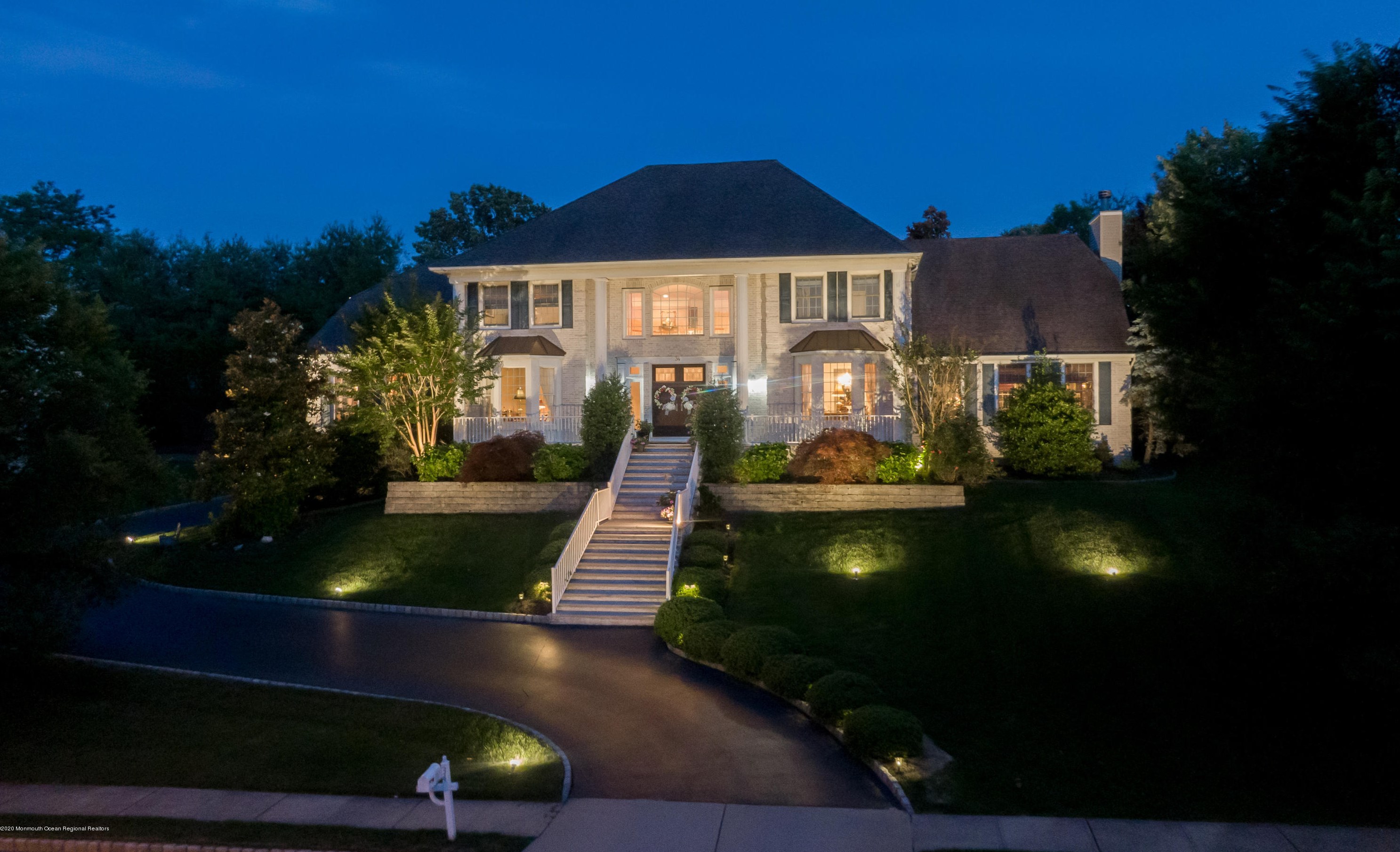 34 Northwoods Rd, Tinton Falls, NJ 07712