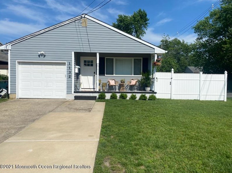 1132 Hollywood Blvd, Point Pleasant Beach, NJ 08742