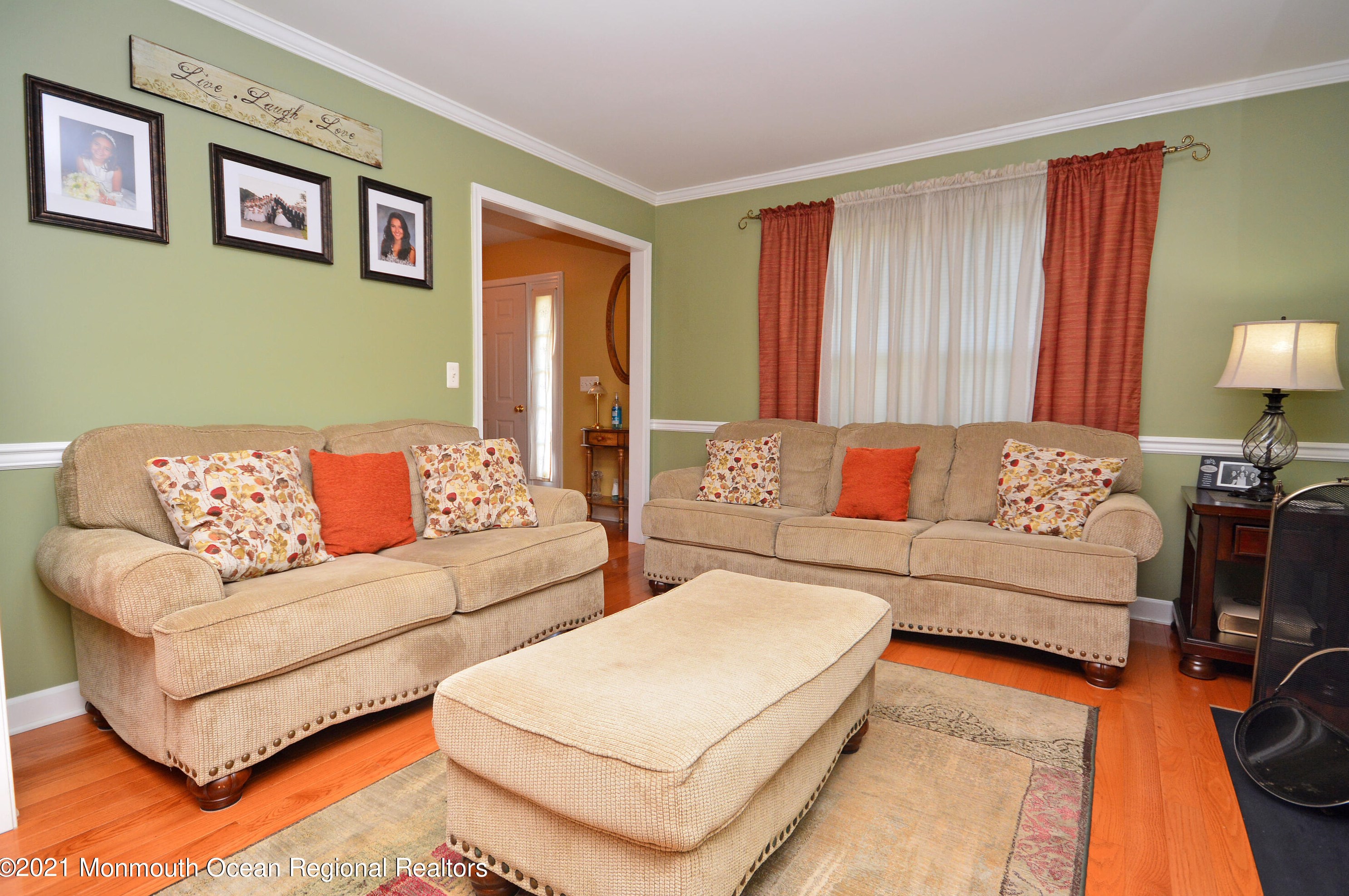 3 Angelica Ct, Matawan, NJ 07747-2600