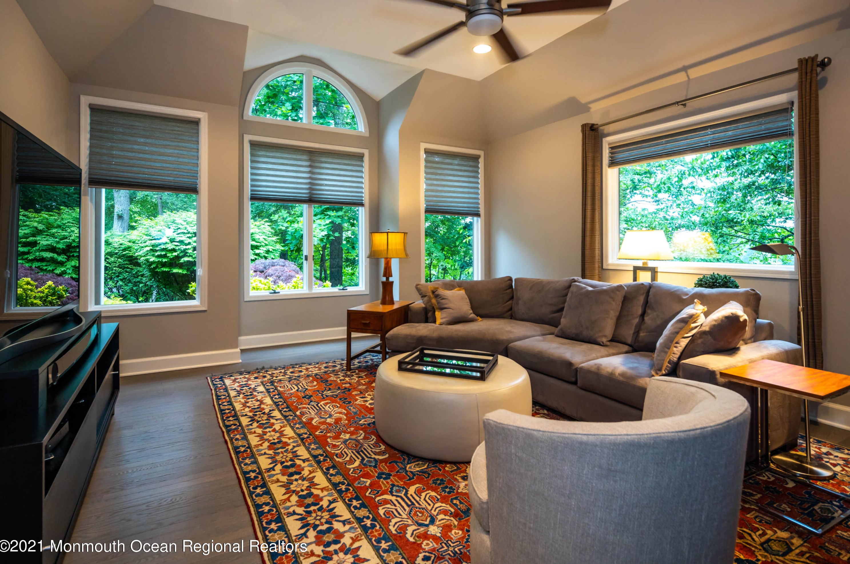 17 Highpoint Rd, Holmdel Village, NJ 07733