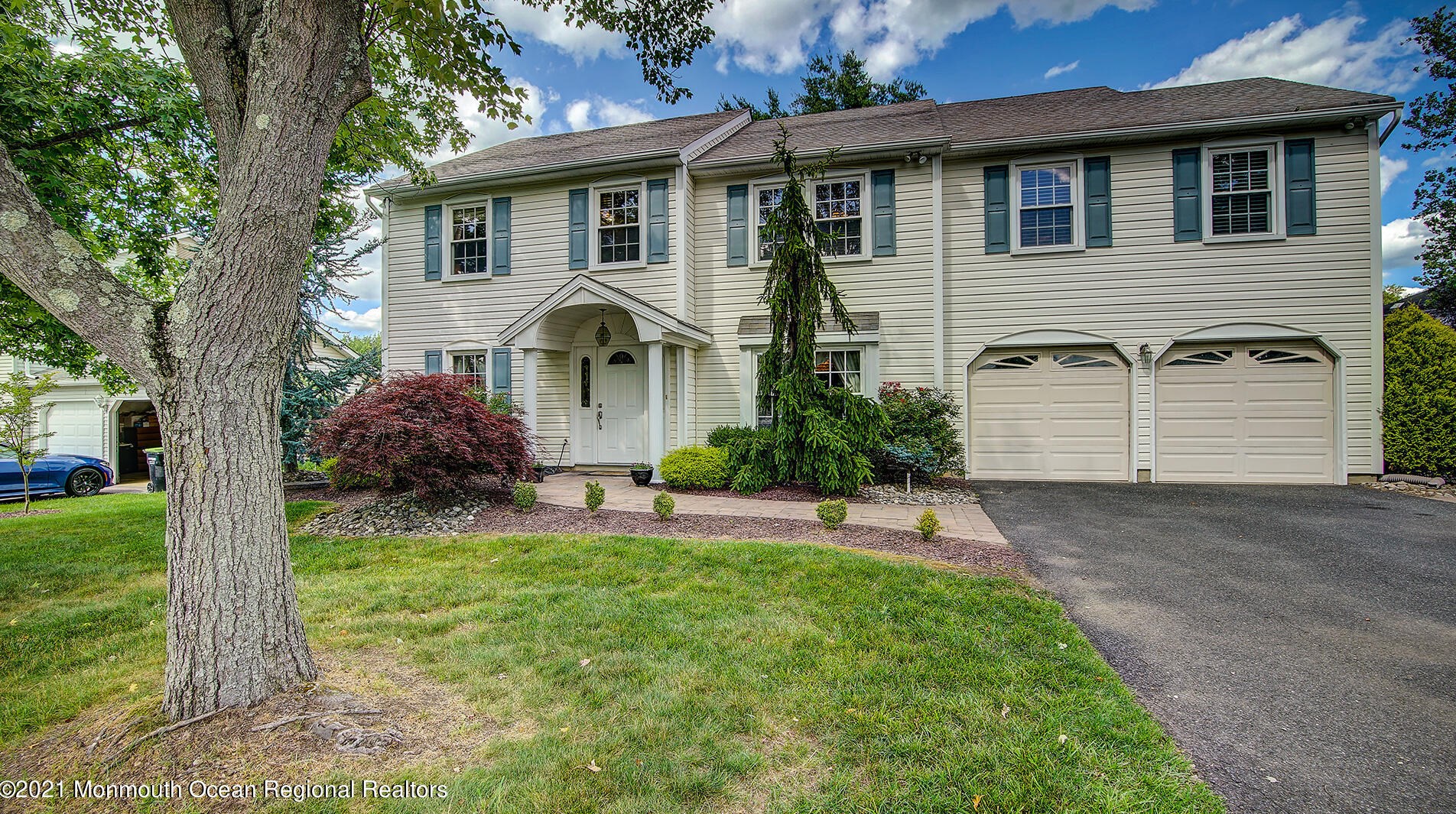 7 Ryegate Ln, Millstone Township, NJ 07726-8210