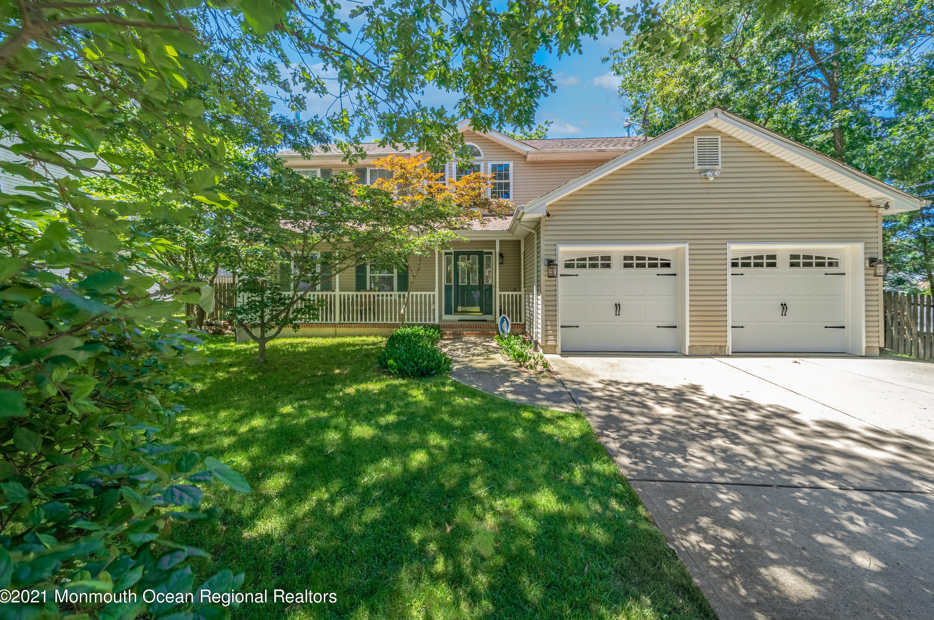 217 Topside Rd, Cedar Bonnet Island, NJ 08050