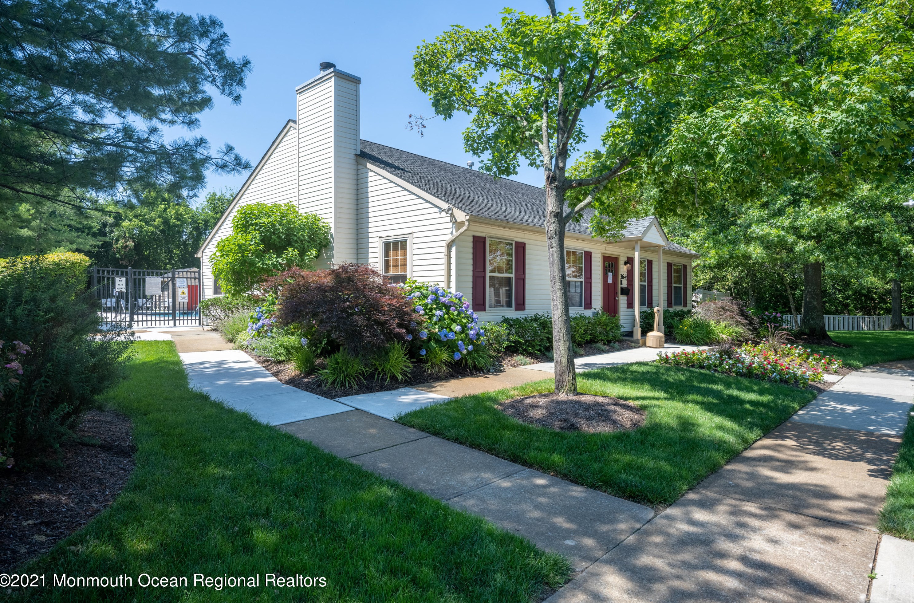 23 Remington Dr #3, East Freehold, NJ 07728