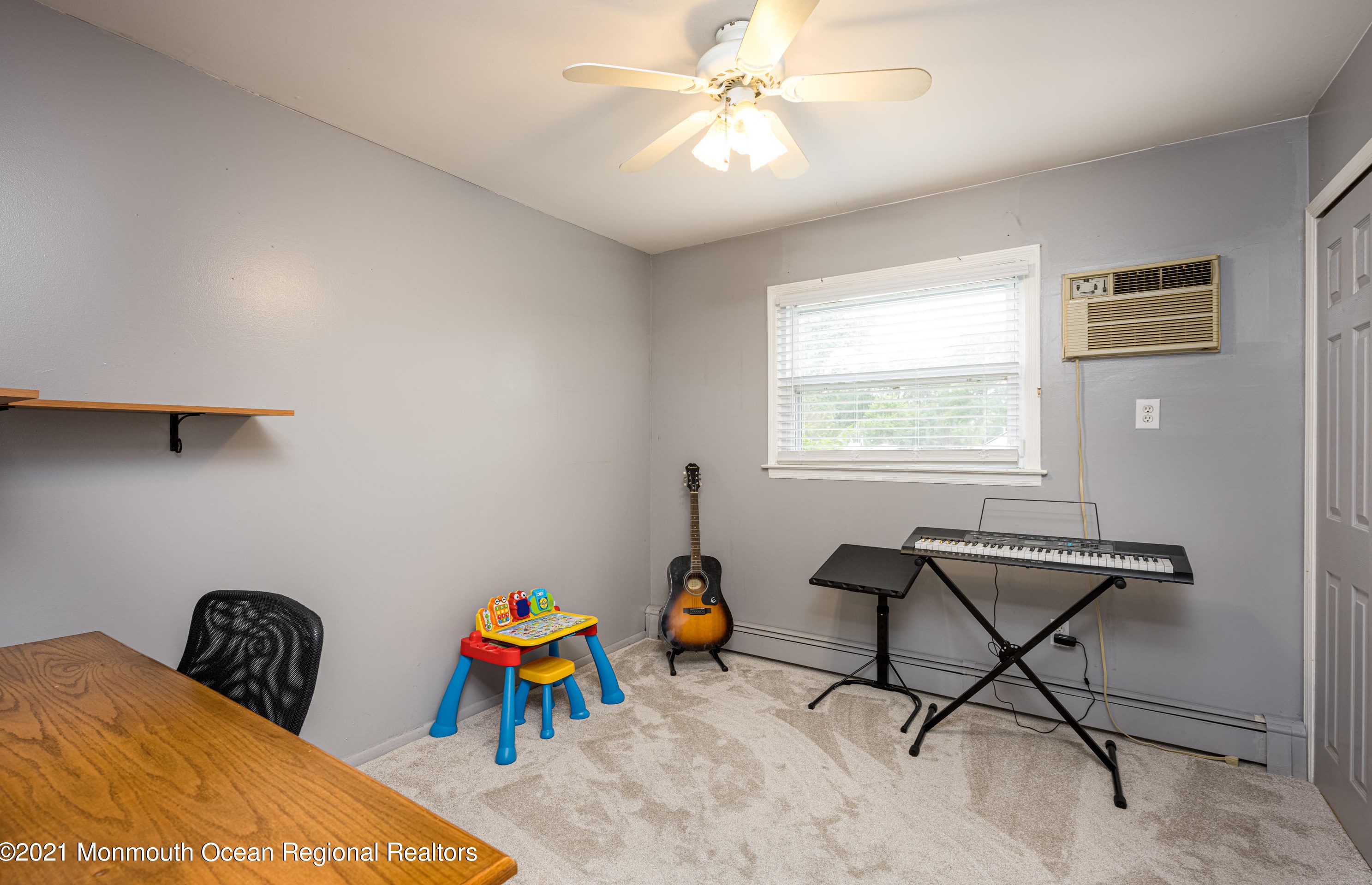 1067 Crystal Dr, Toms River NJ  08753-3823 exterior