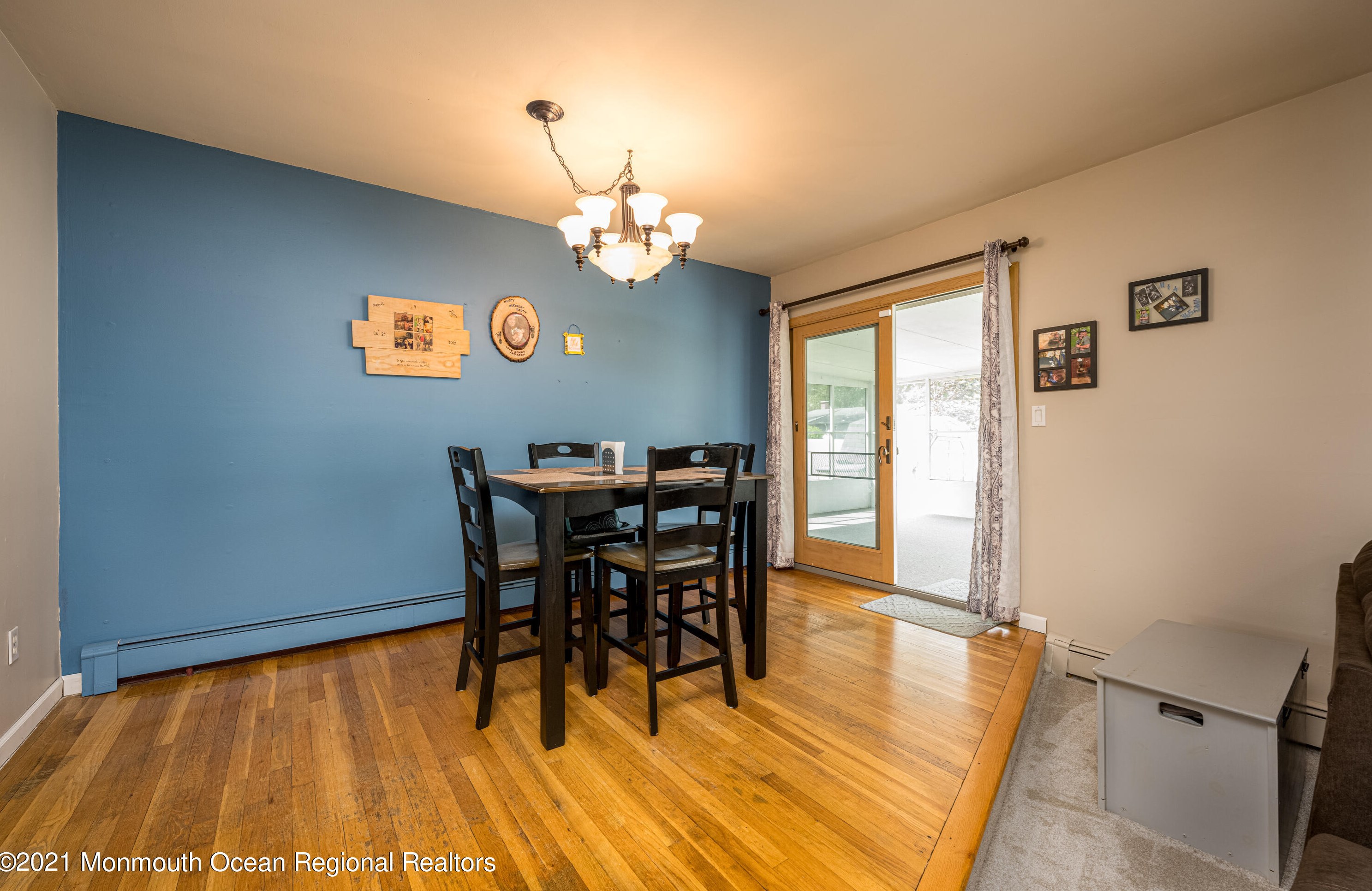 1067 Crystal Dr, Toms River NJ  08753-3823 exterior