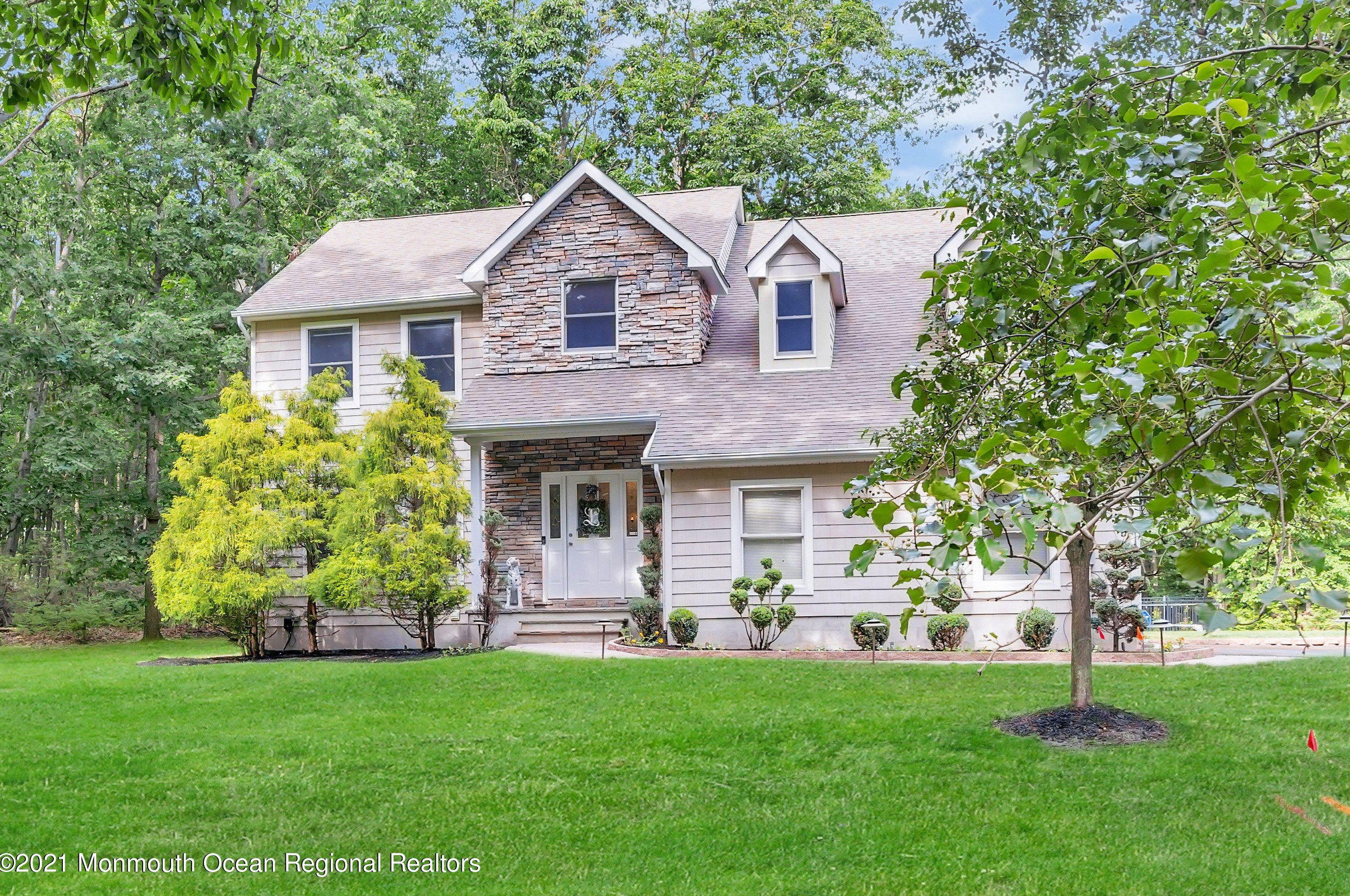 73 Sturm Ln, Jackson Twp, NJ 08527
