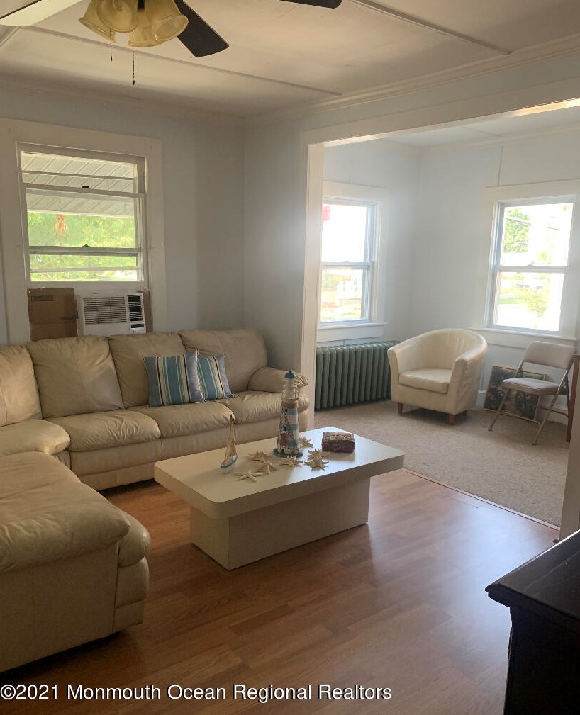 713 18th Ave, Belmar, NJ 07719