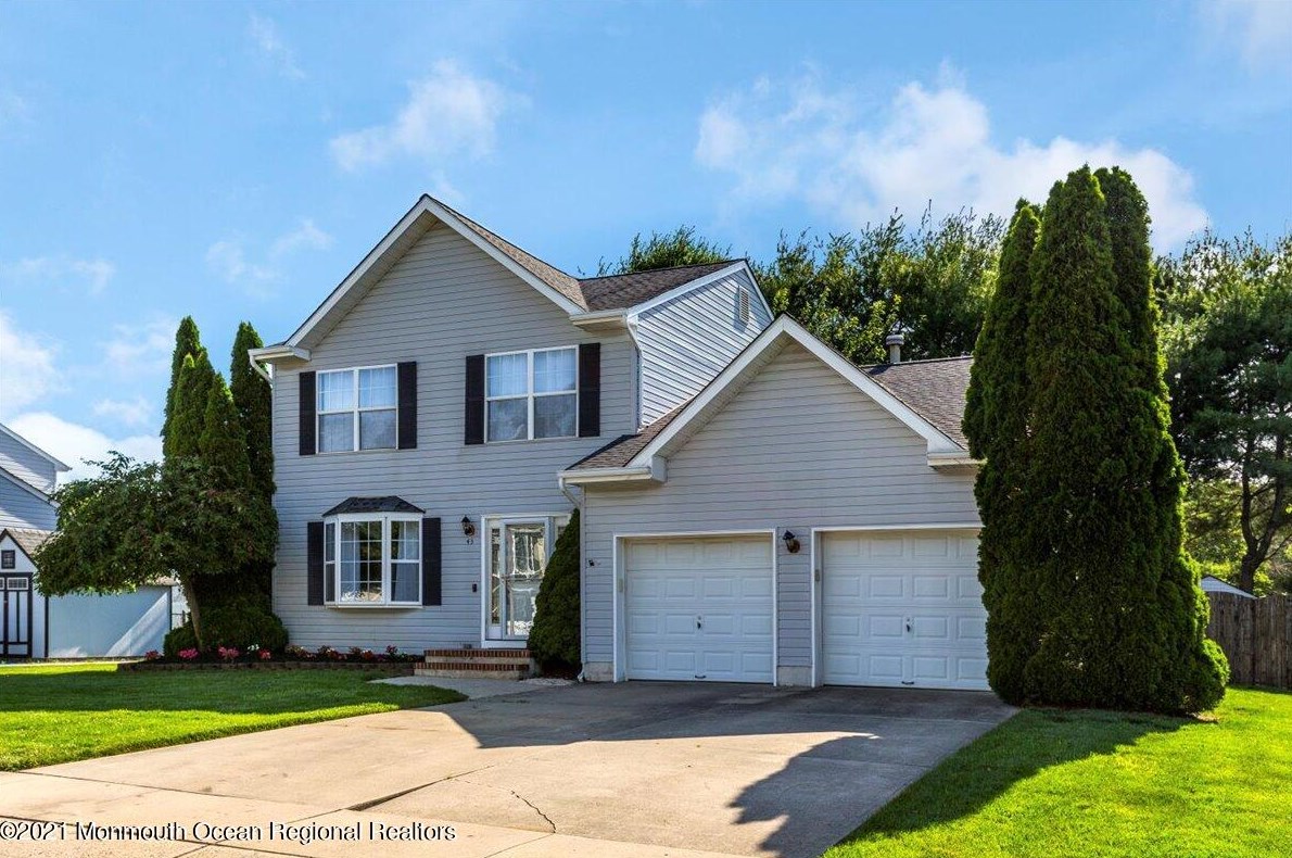 43 Brentwood Dr, Berkeley Township, NJ 08721