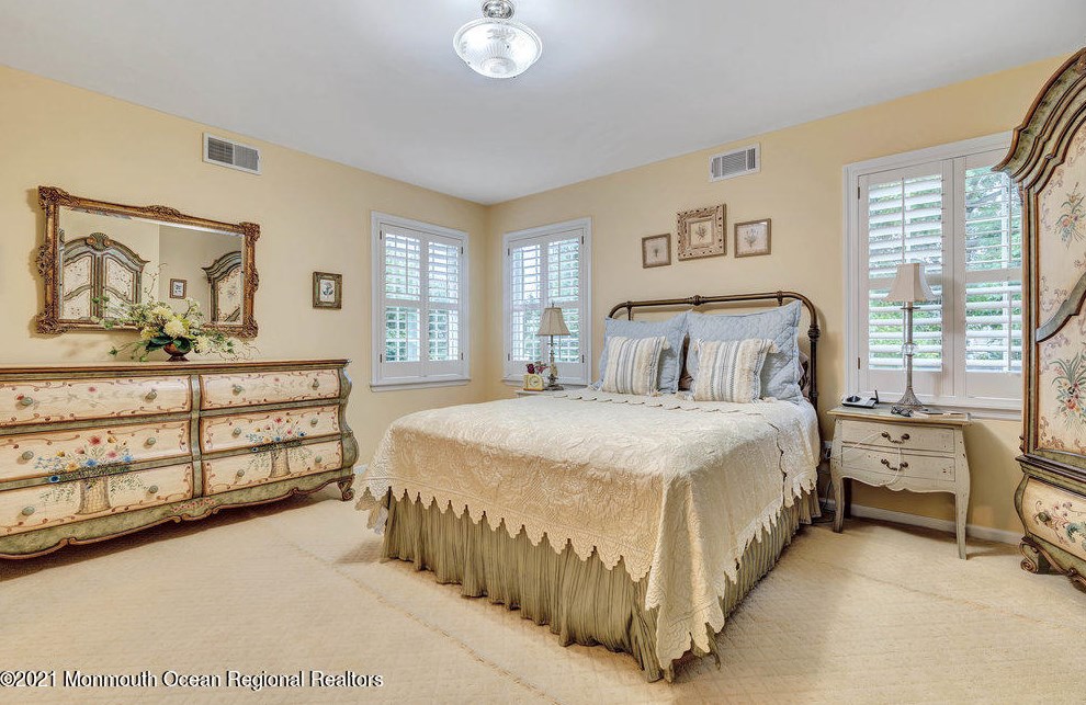 39 Church St, Wall Township NJ  08736-3430 exterior