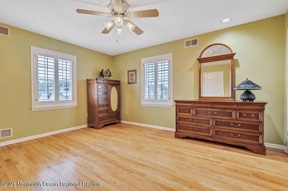 39 Church St, Wall Township NJ  08736-3430 exterior