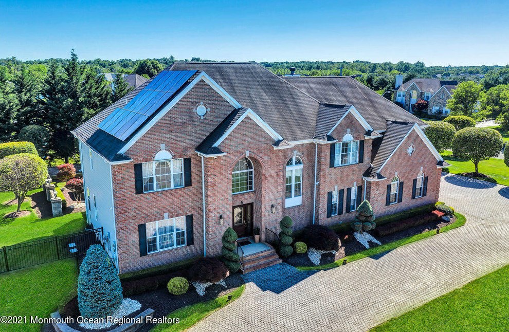 2 Susan Ct, Wall Township, NJ 07727-3761