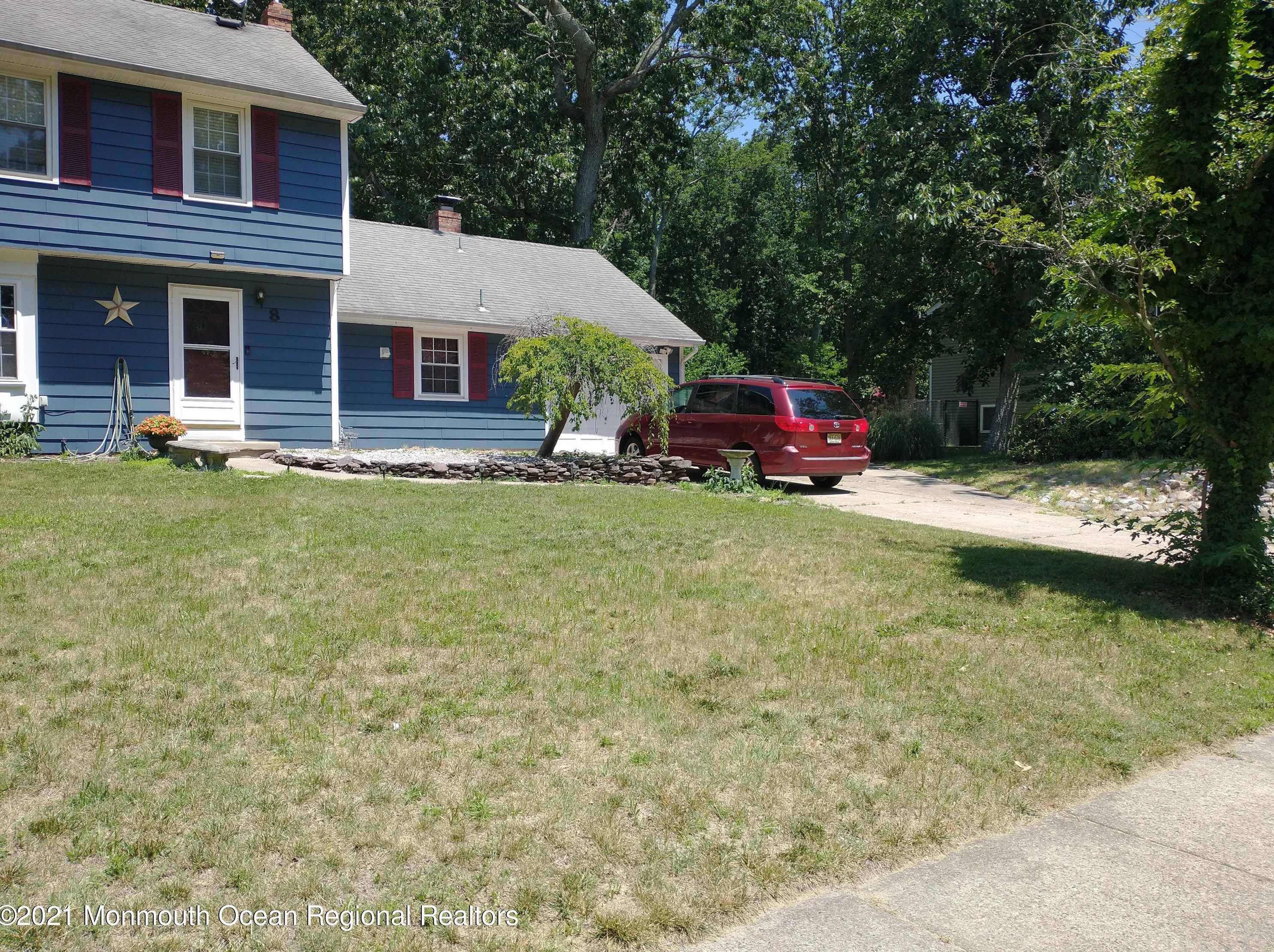 8 Ashford Rd, Jackson Twp NJ  08527-1702 exterior