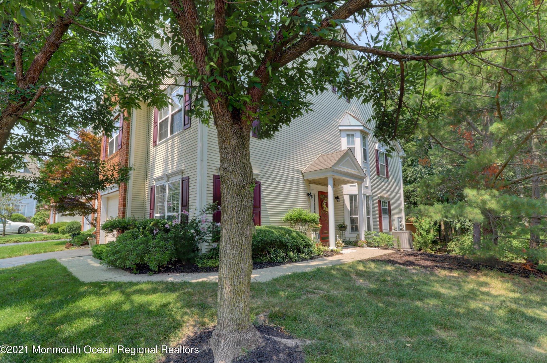 21 Durant Ave #145, Holmdel Village, NJ 07733