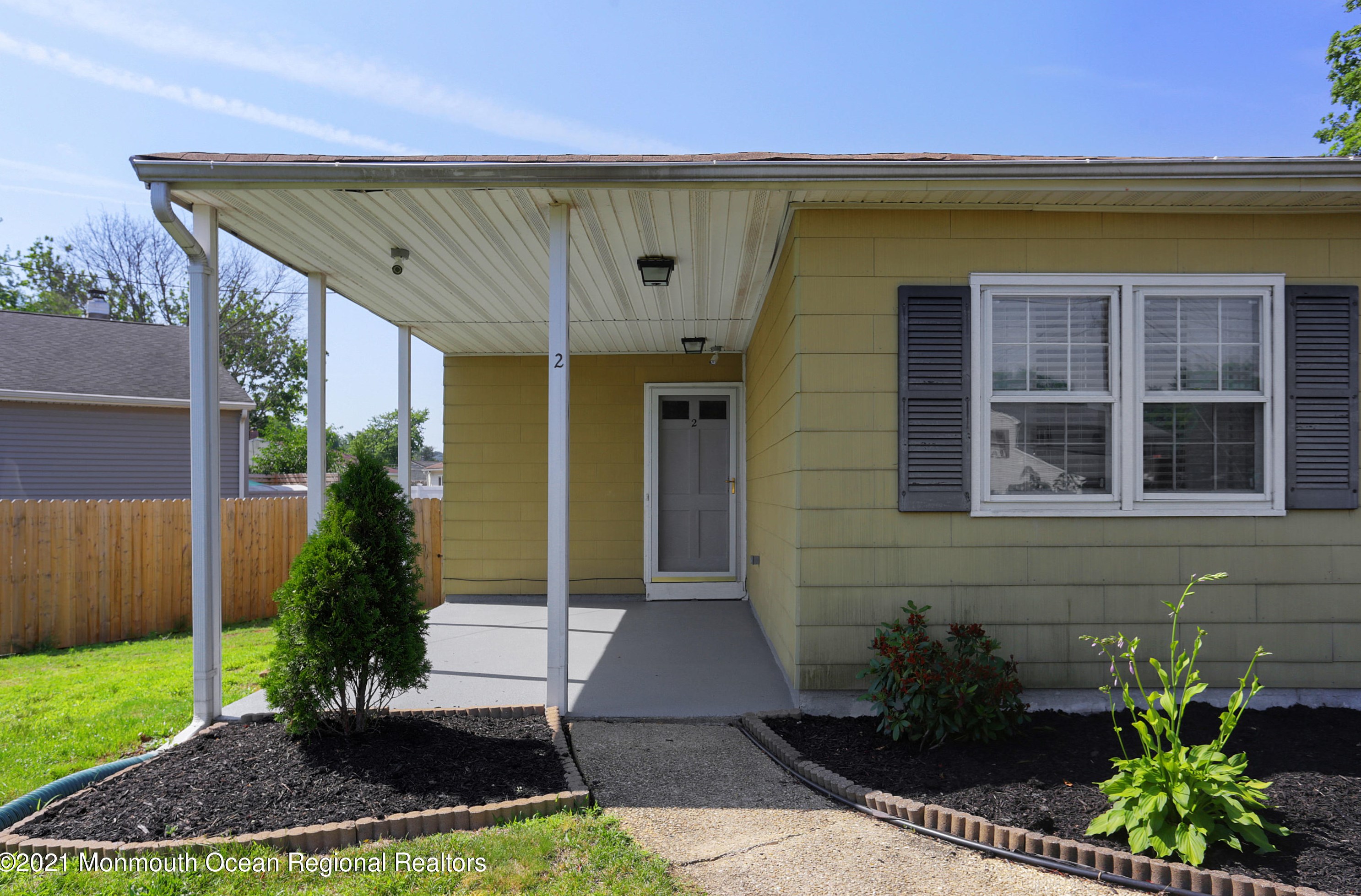 2 Jack Street E, Hazlet, NJ 07730