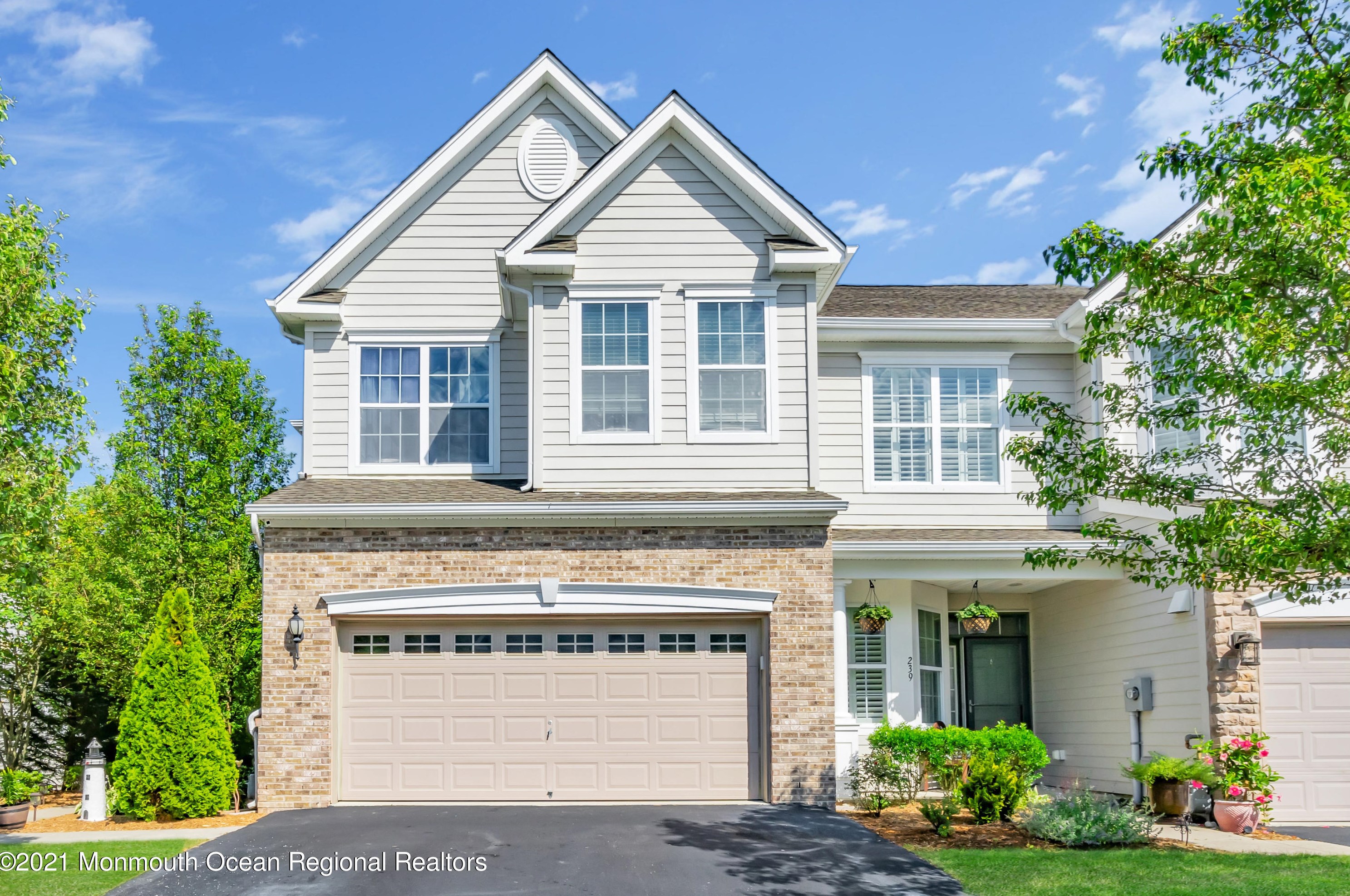 237 Hawthorne Ln, Barnegat Township, NJ 08005-5641