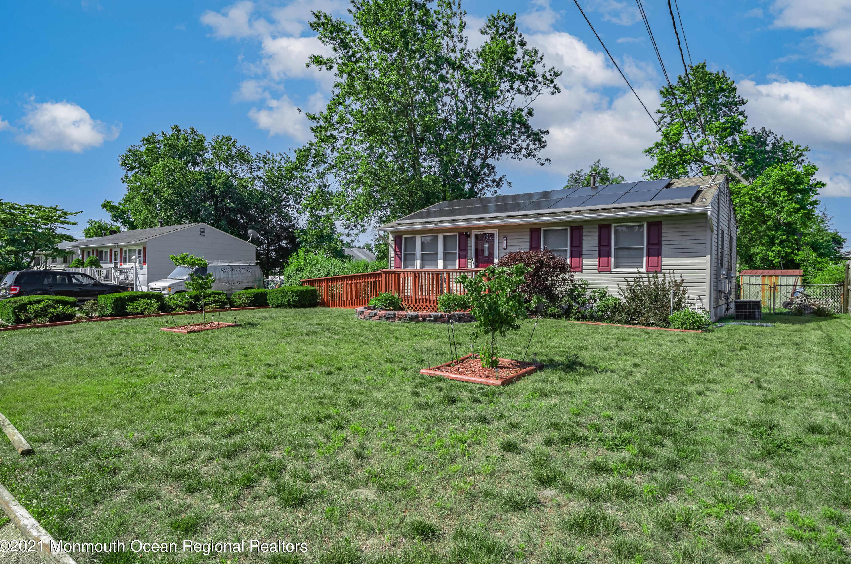13 Carnegie St, Toms River, NJ 08757-5543