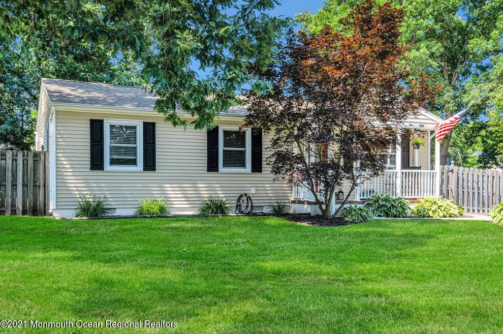 1070 Mariner Ave, Cedar Bonnet Island, NJ 08050