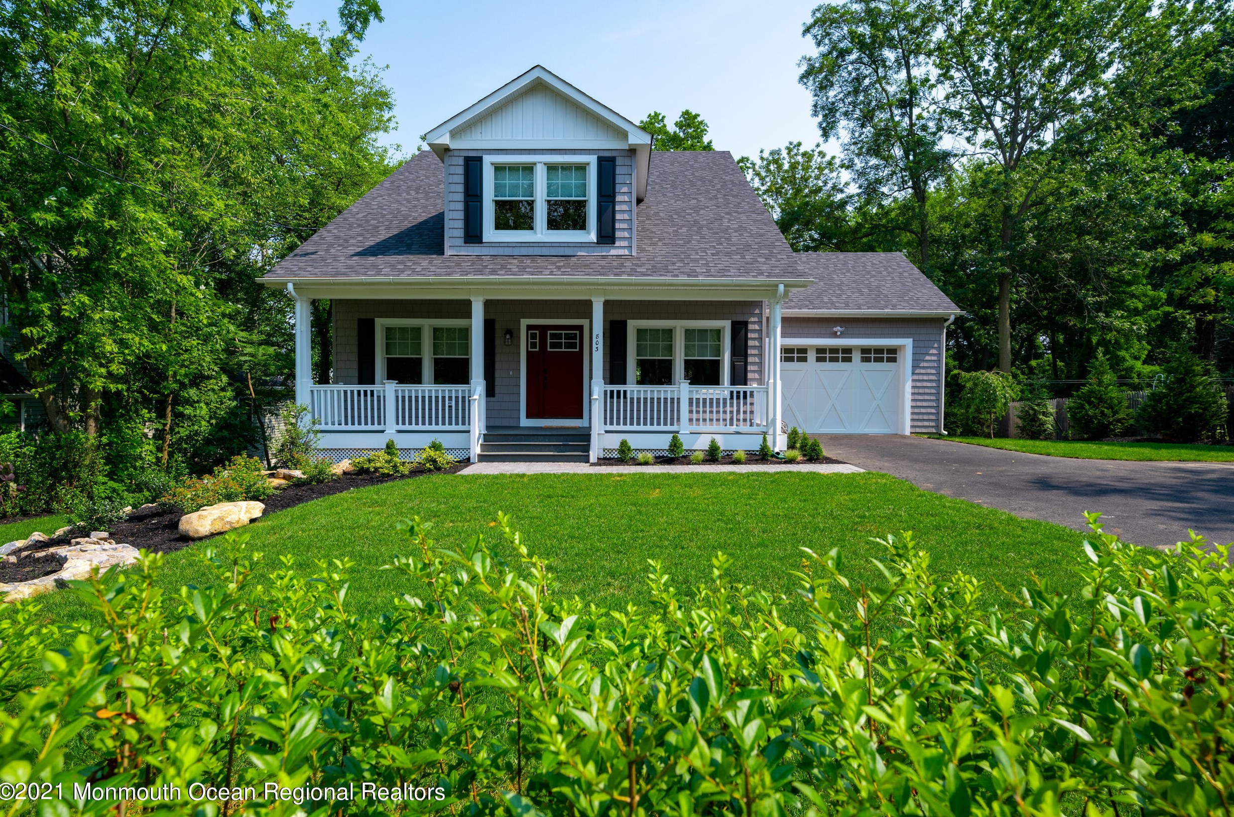 803 Leonardville Rd, Leonardo, NJ 07737