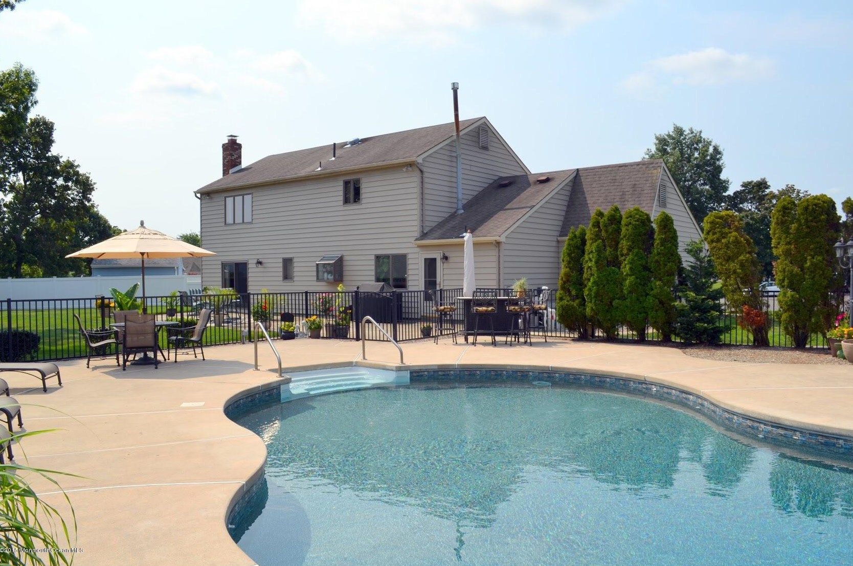 341 Teaberry Ct, Toms River, NJ 08753-3184