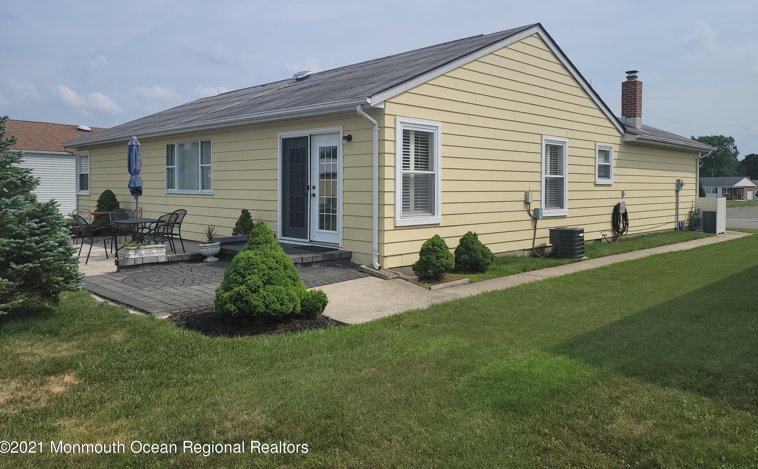 17 Purnell St, Toms River, NJ 08757-5925