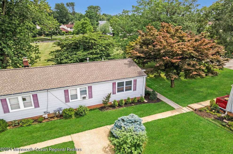 140 Belshaw Ave, Tinton Falls, NJ 07724