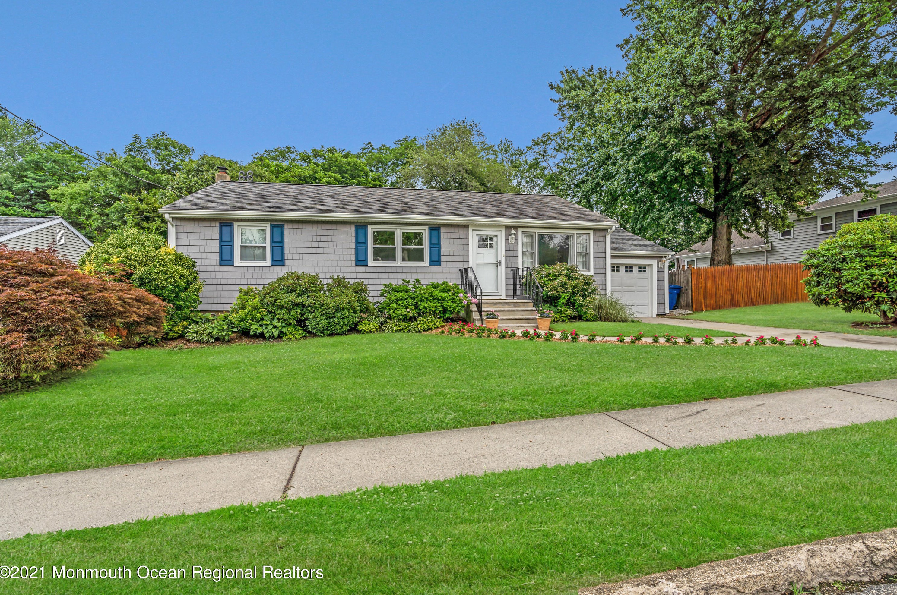 206 Poplar Pl, Wall Township, NJ 07753-3713